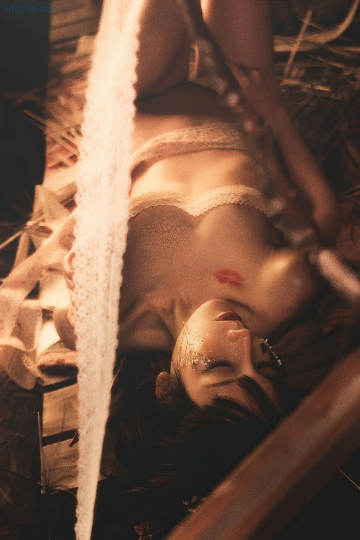 COS02B001_47.jpg COS02B001 47