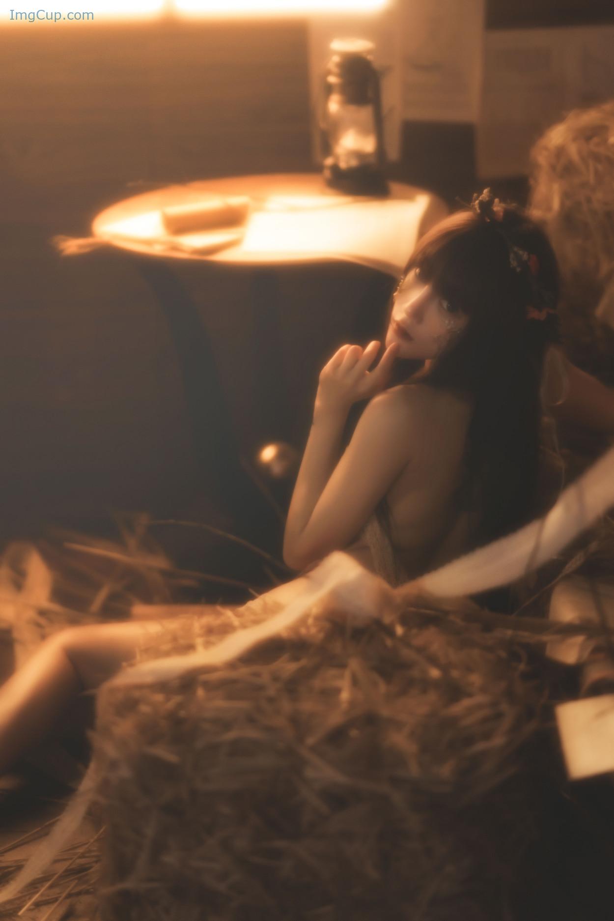 COS02B001_7.jpg COS02B001 7