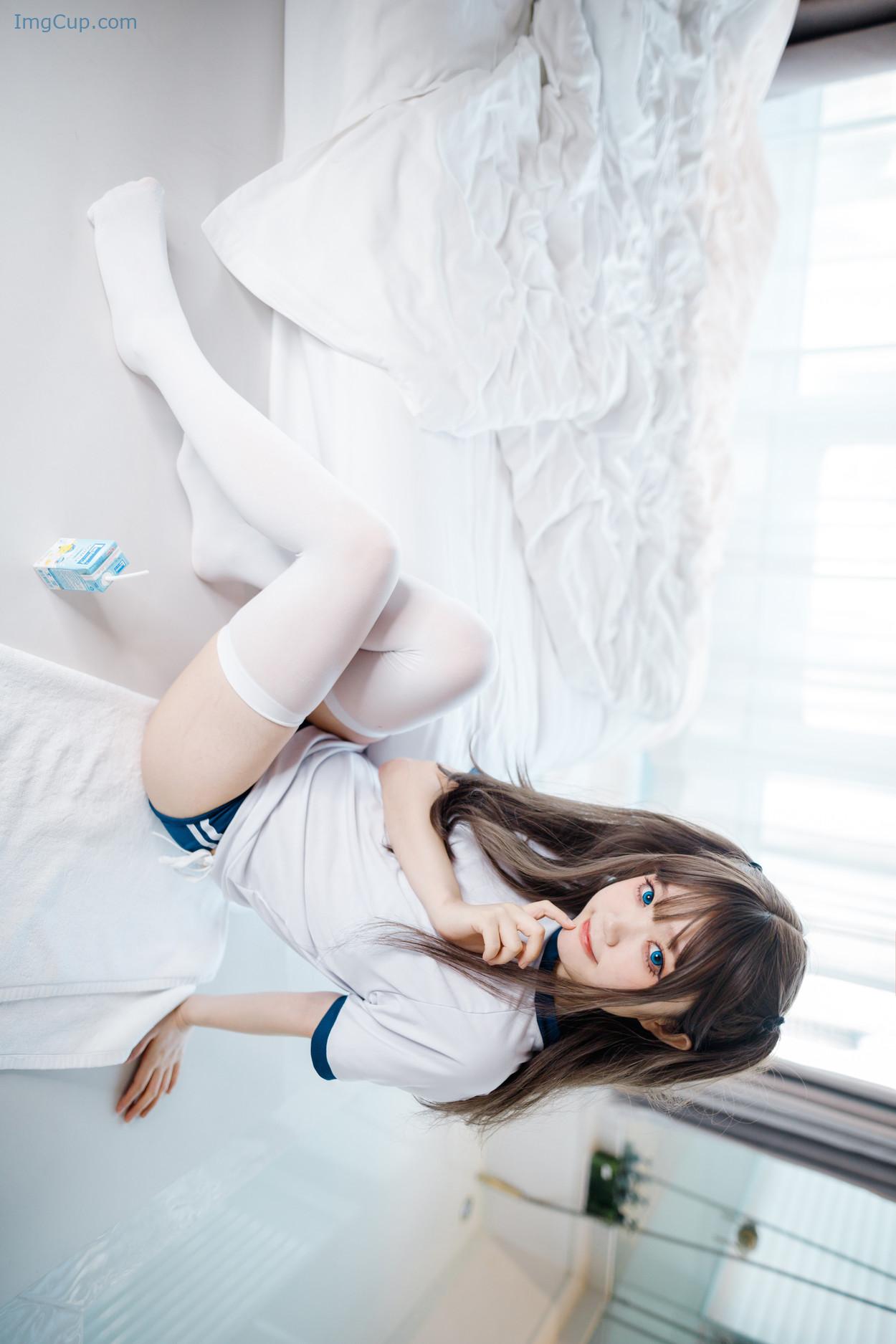 COS02B004_6.jpg COS02B004 6