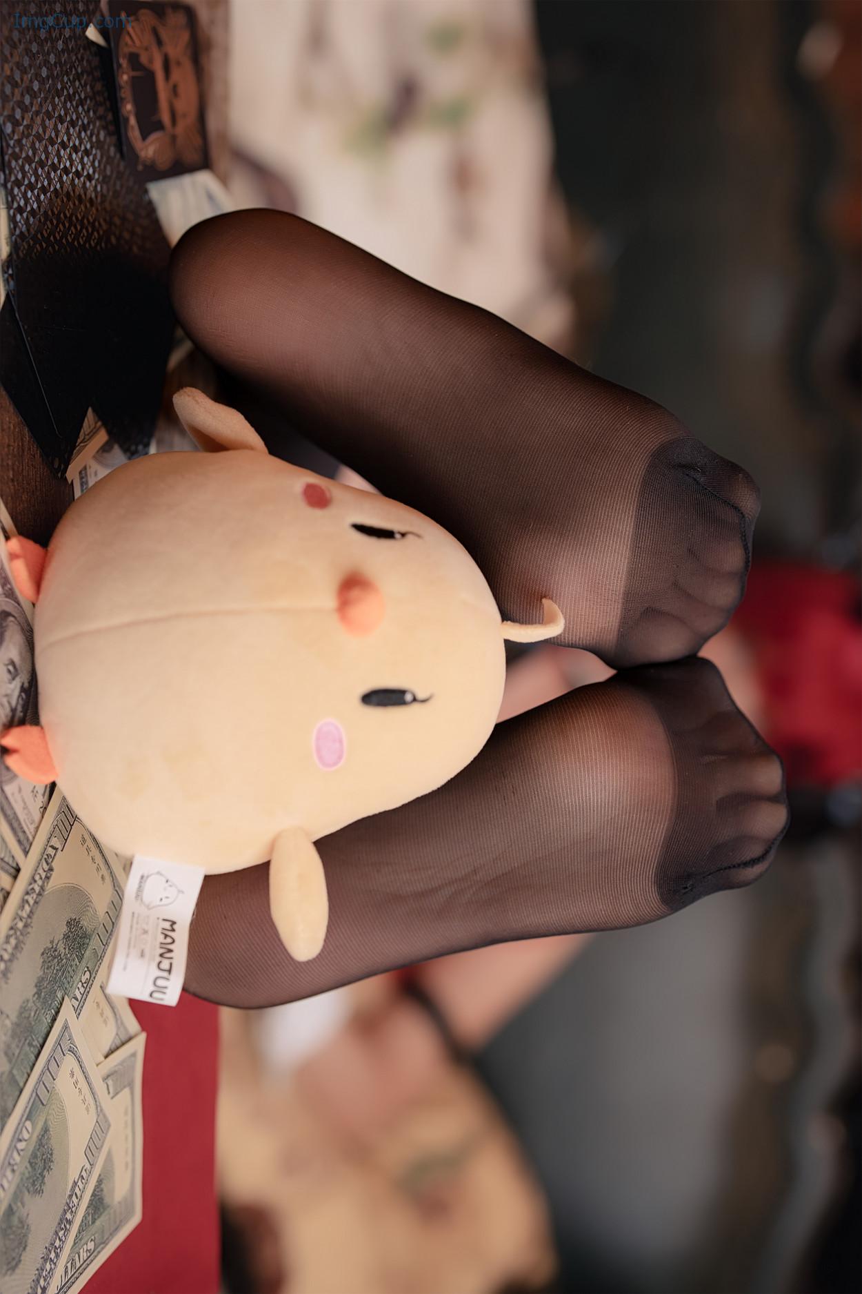 COS02B009_40.jpg COS02B009 40