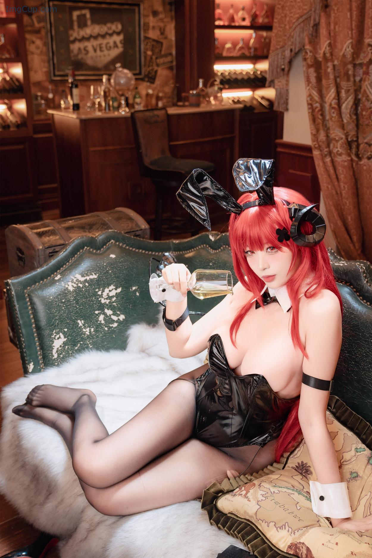 COS02B009_64.jpg COS02B009 64