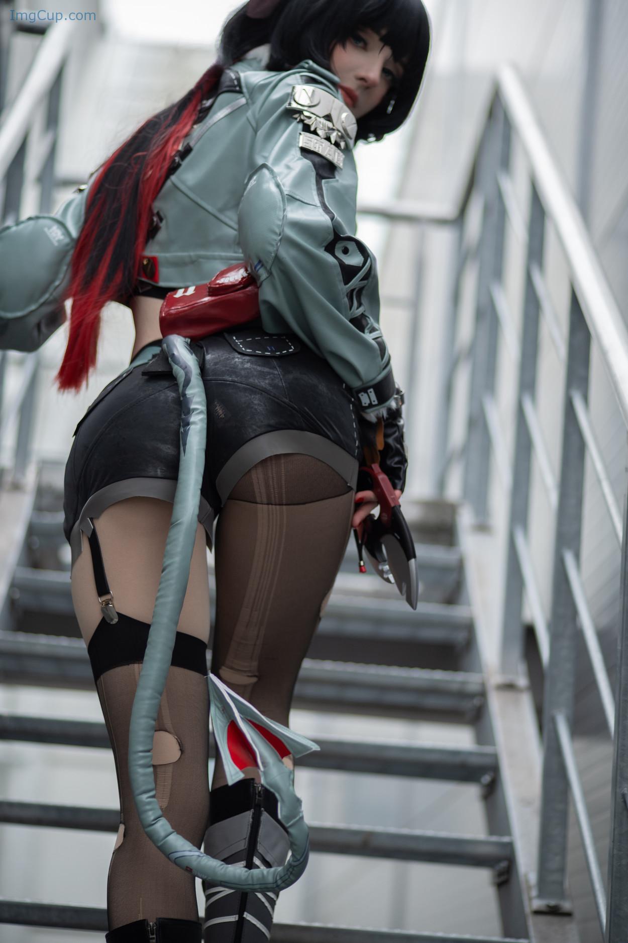 COS02C071_15.jpg COS02C071 15