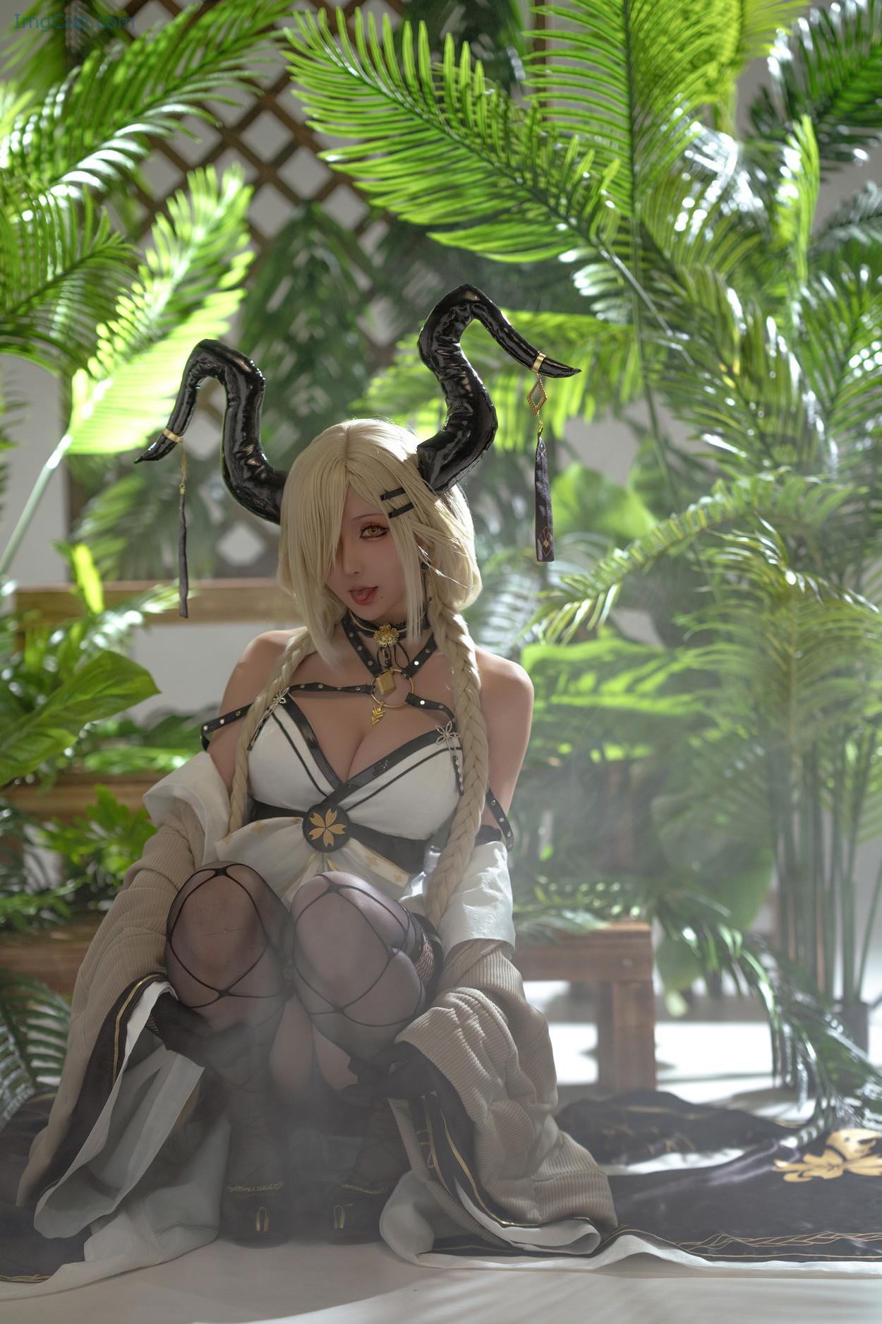 COS02C073_10.jpg COS02C073 10