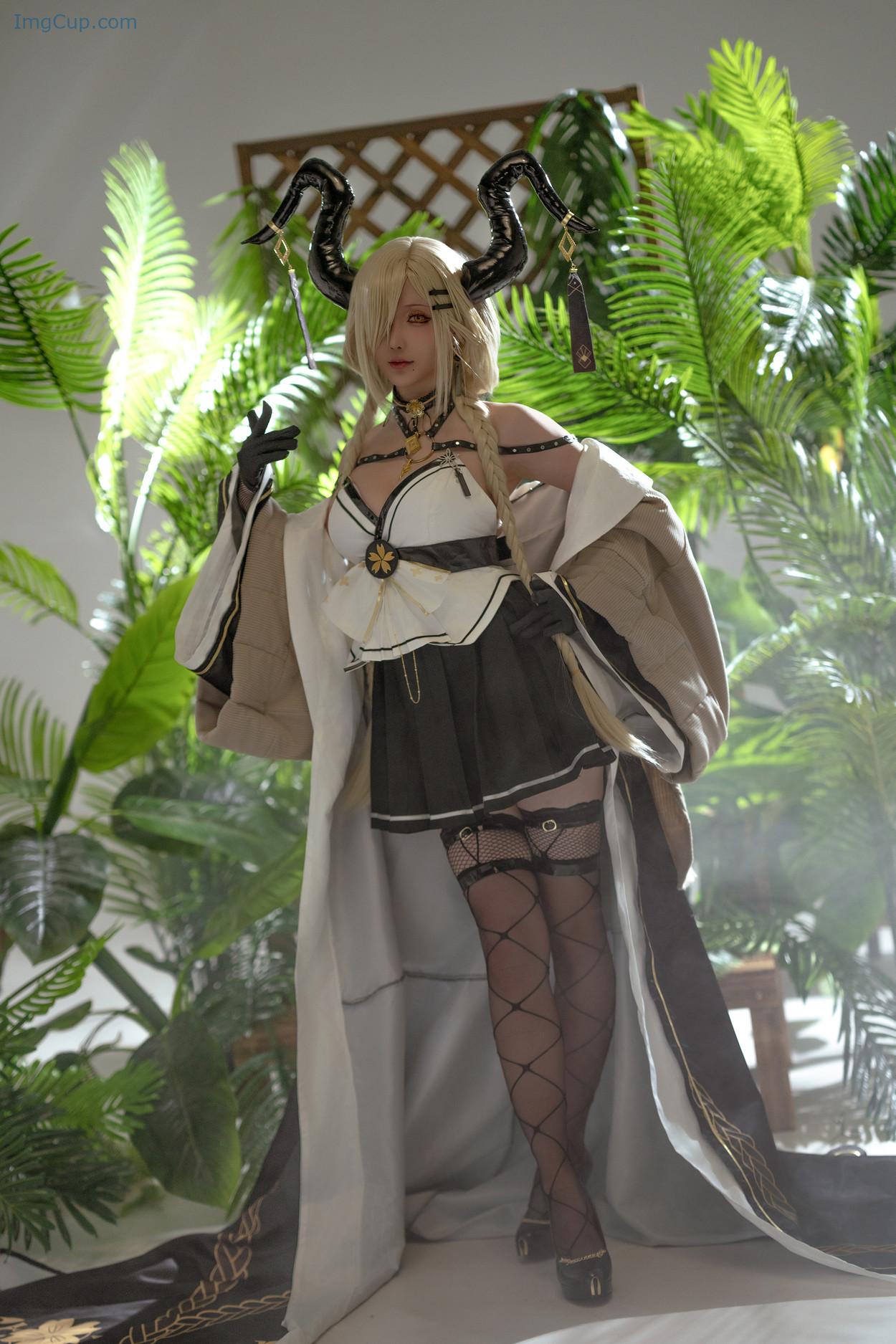 COS02C073_2.jpg COS02C073 2