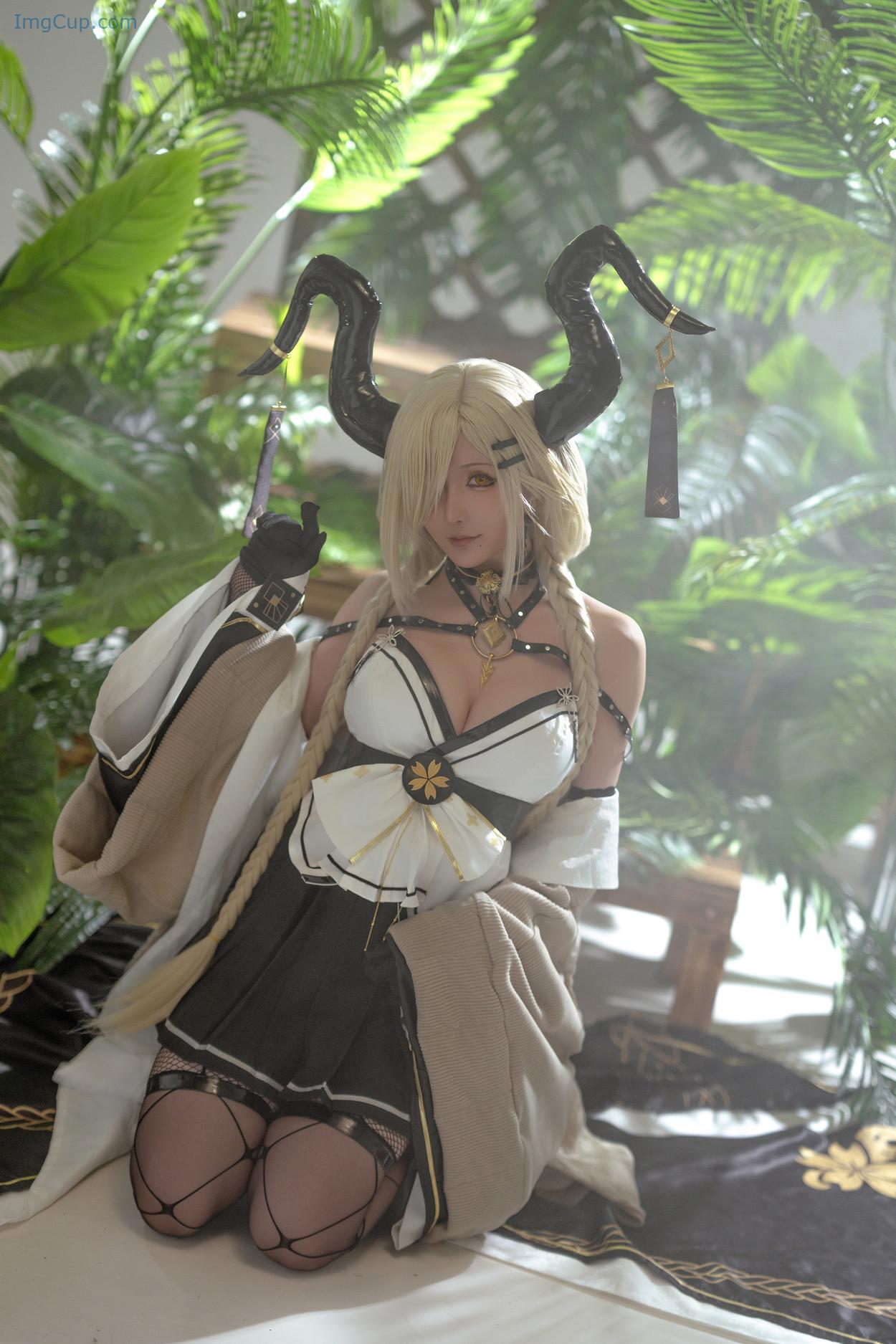 COS02C073_5.jpg COS02C073 5