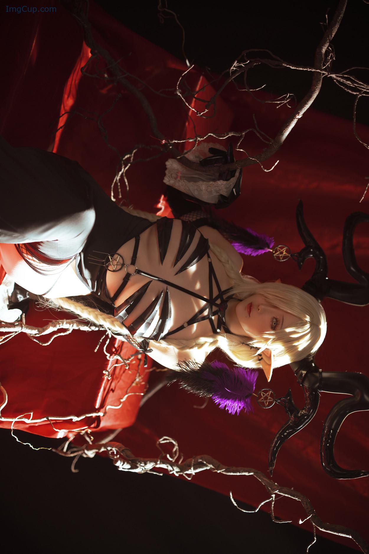 COS02C076_15.jpg COS02C076 15