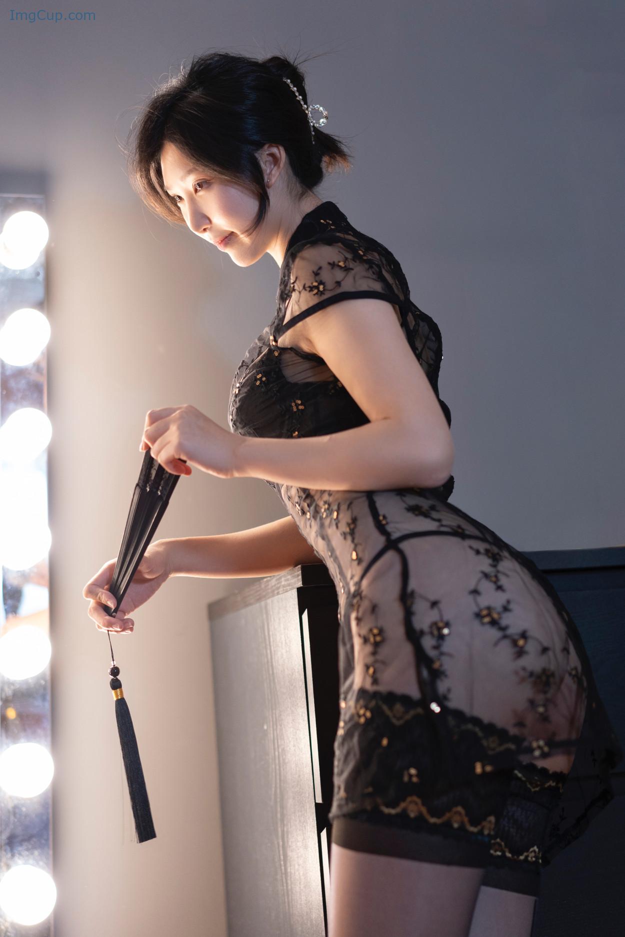 COS02C077_1.jpg COS02C077 1