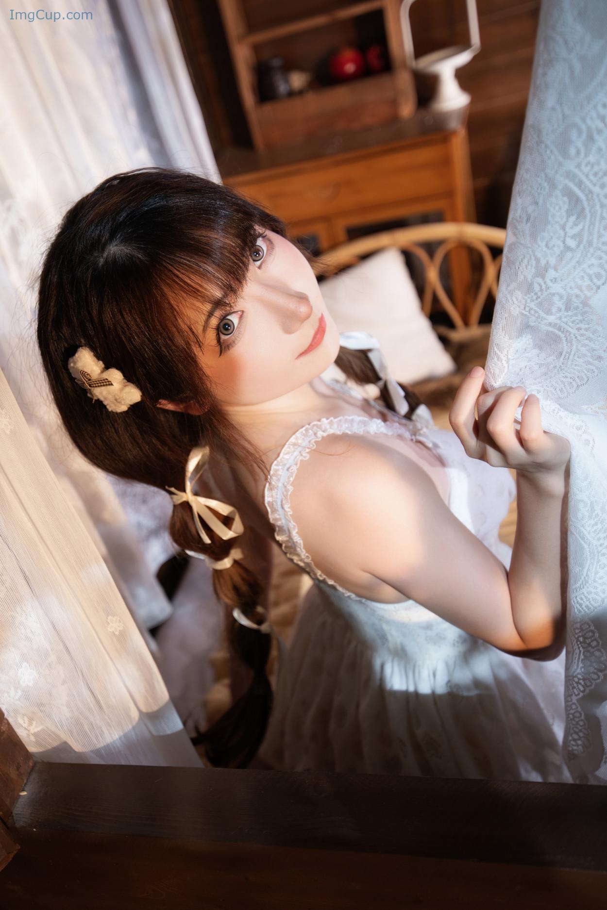 COS02C078_53.jpg COS02C078 53