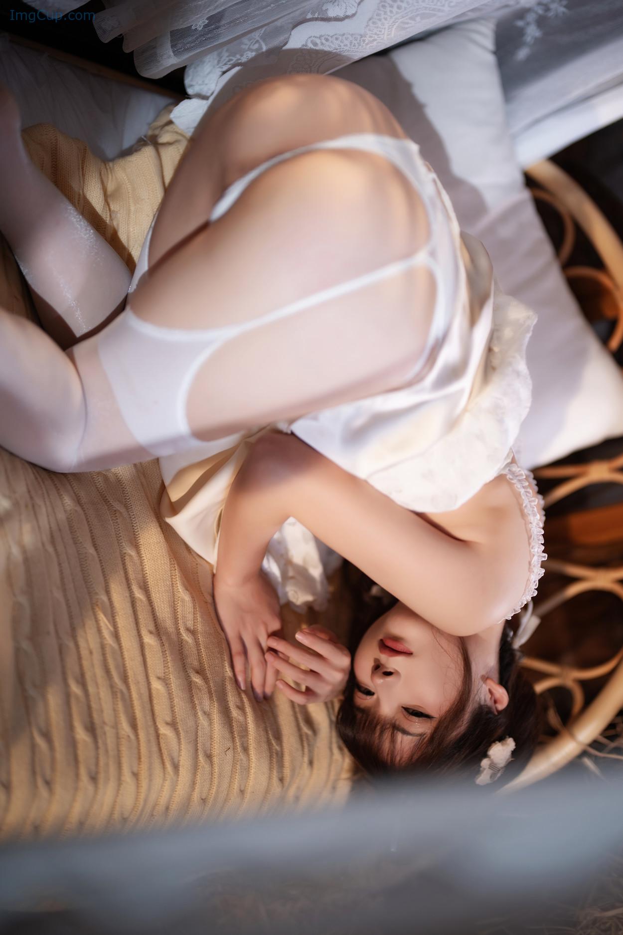 COS02C078_69.jpg COS02C078 69