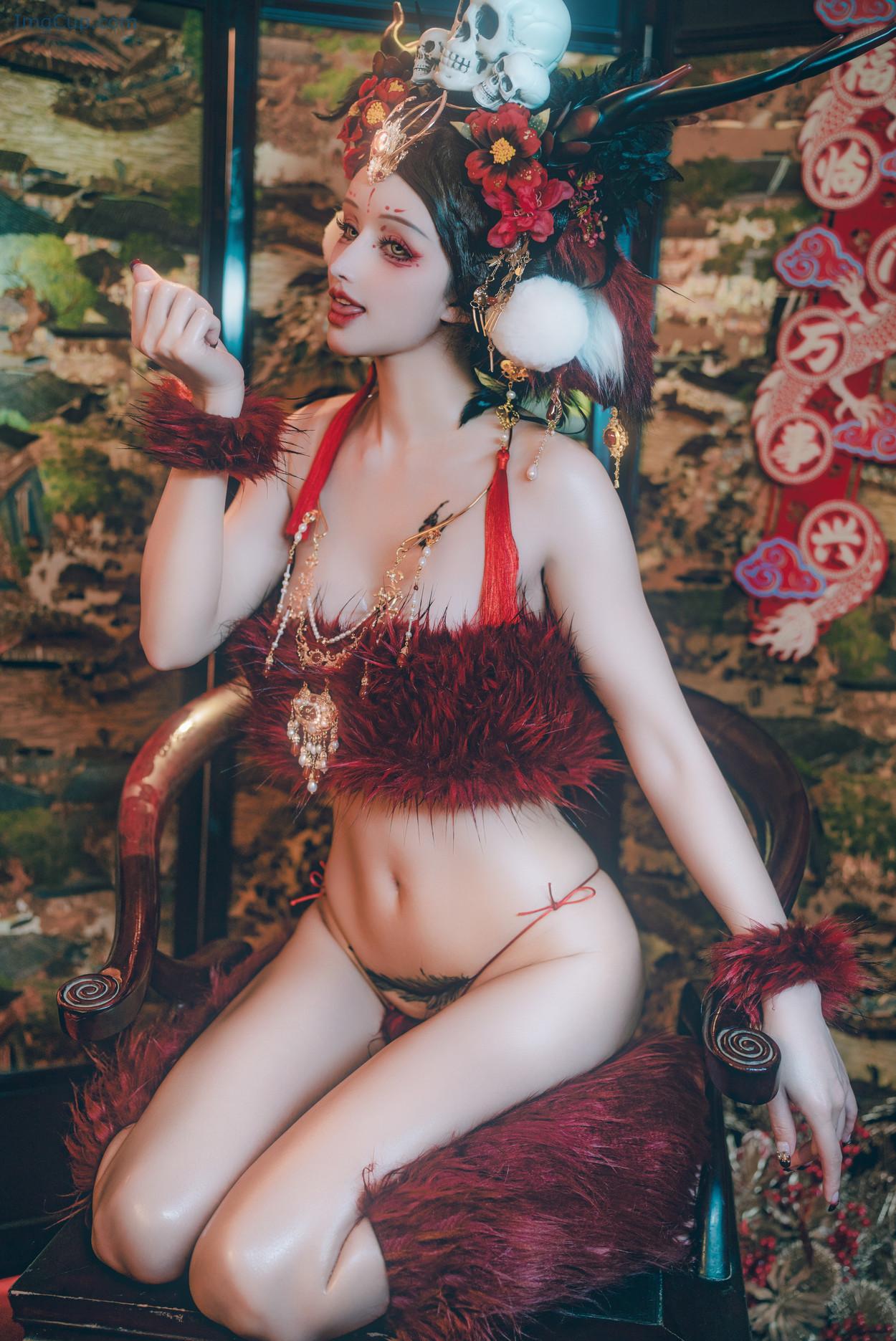 COS02C079_27.jpg COS02C079 27