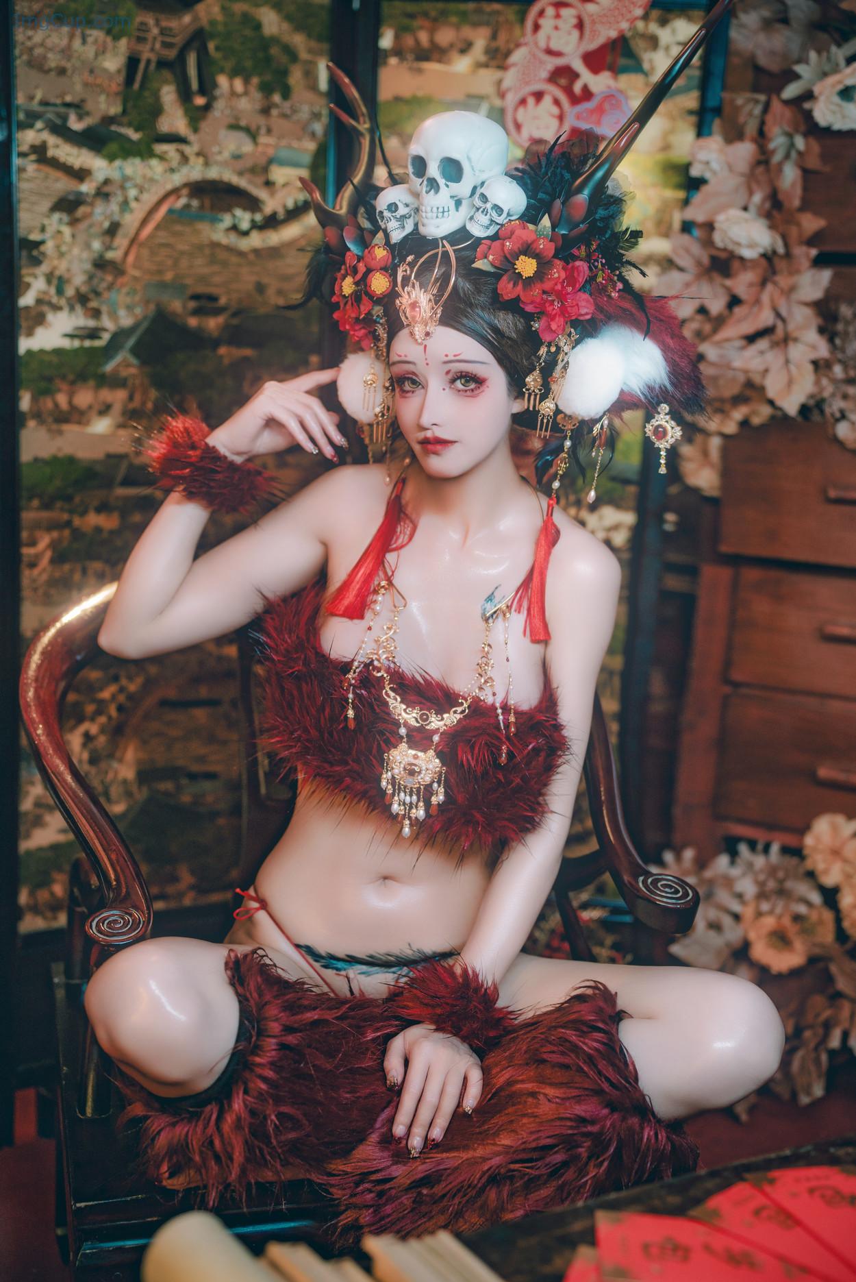 COS02C079_36.jpg COS02C079 36