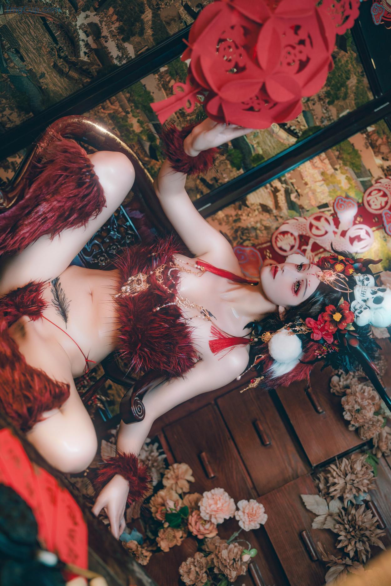 COS02C079_39.jpg COS02C079 39