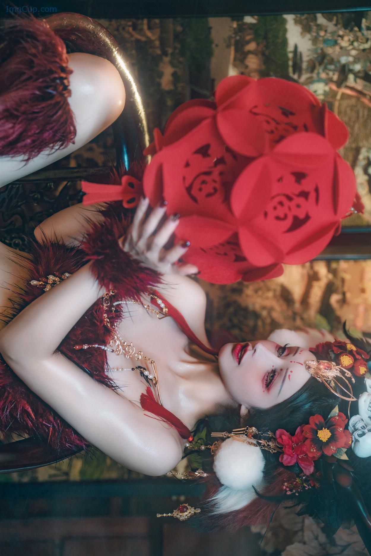 COS02C079_41.jpg COS02C079 41