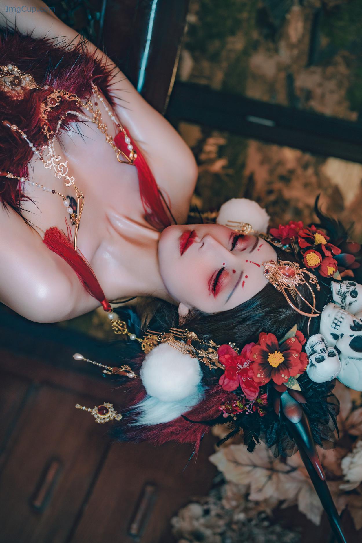 COS02C079_47.jpg COS02C079 47