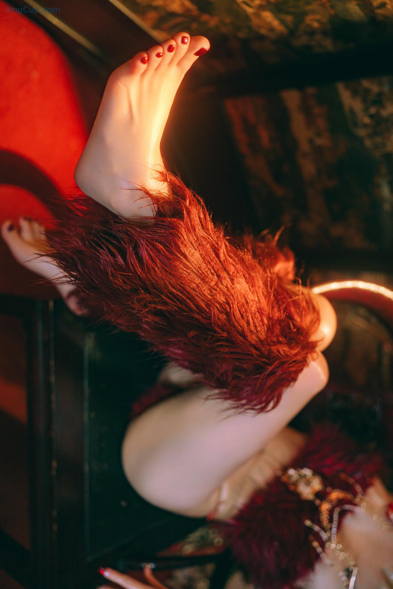 COS02C079_49.jpg COS02C079 49