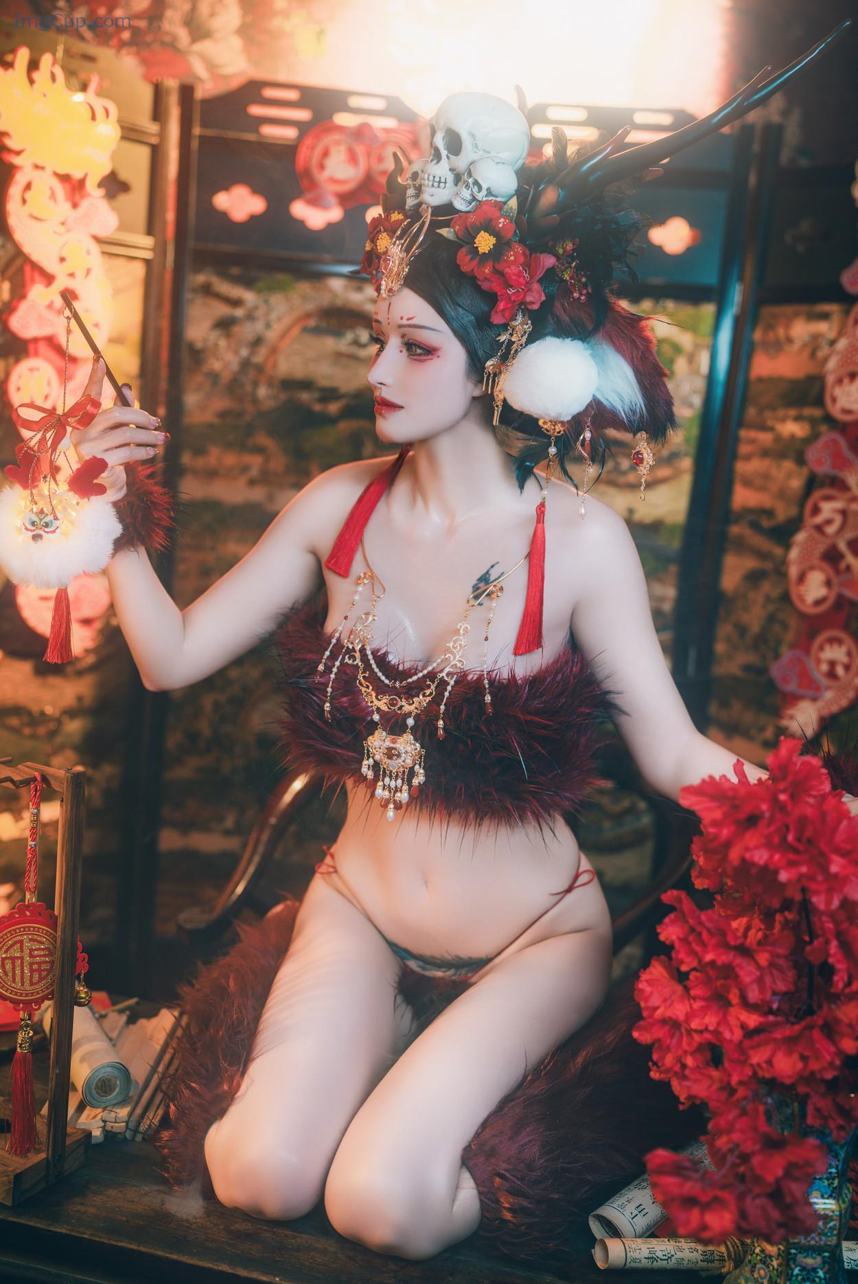 COS02C079_52.jpg COS02C079 52