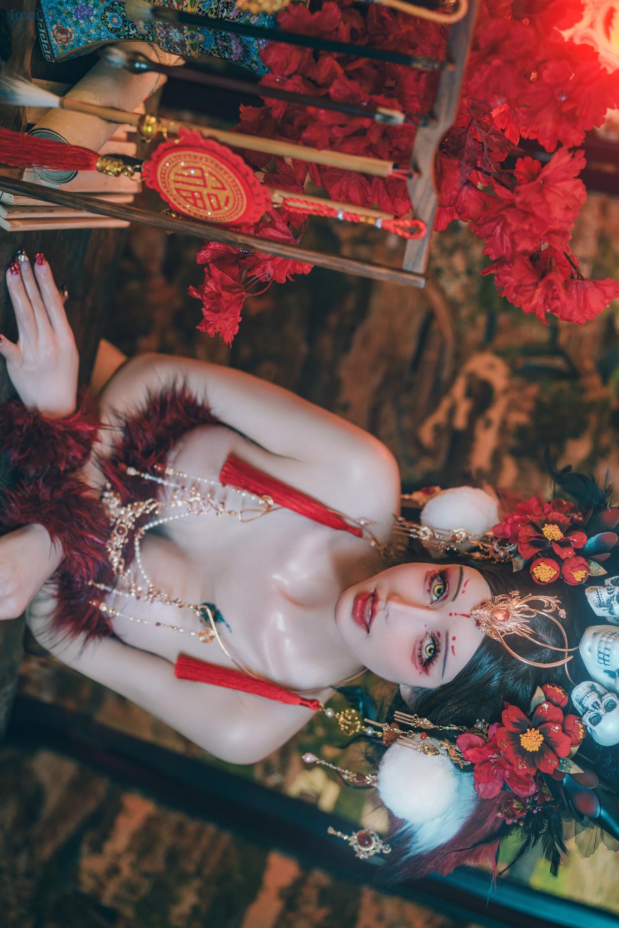 COS02C079_56.jpg COS02C079 56