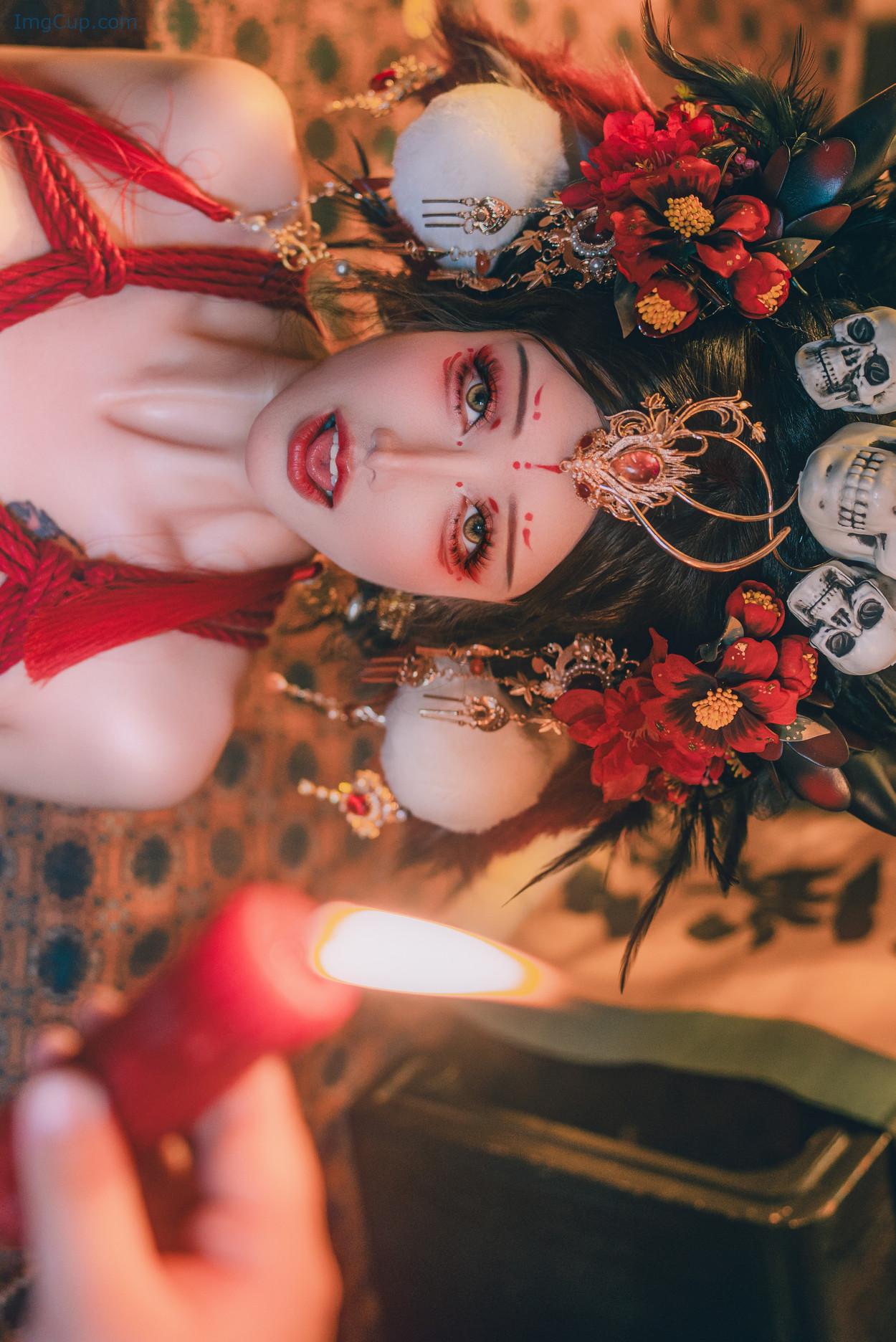 COS02C080_42.jpg COS02C080 42