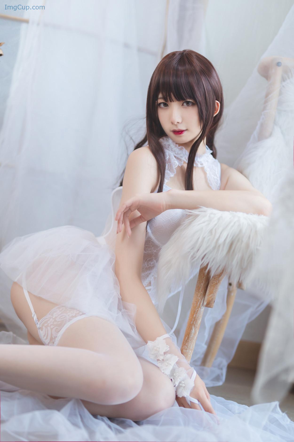 COS02C092_25.jpg COS02C092 25