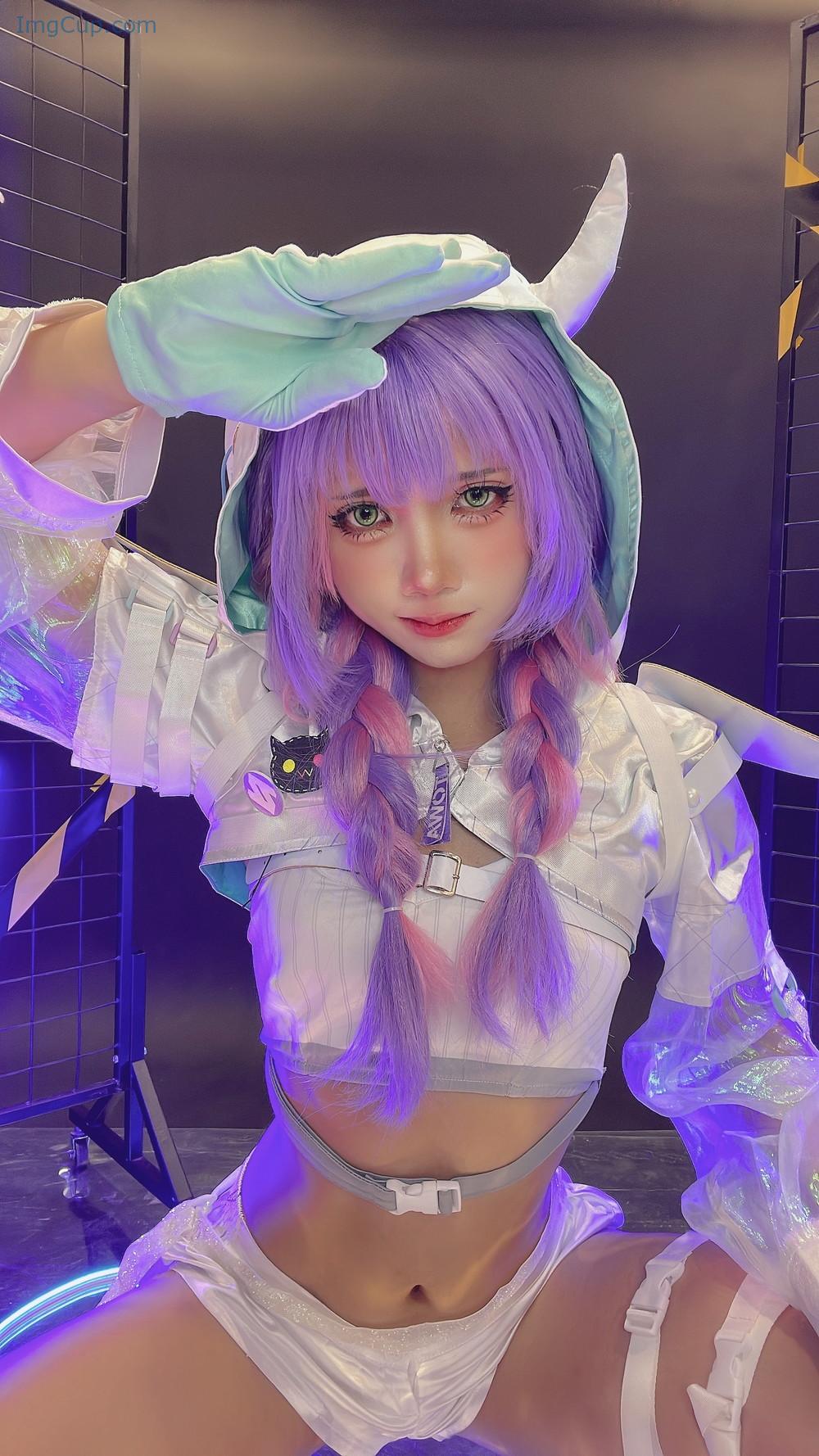 COS02C093_45.jpeg COS02C093 45