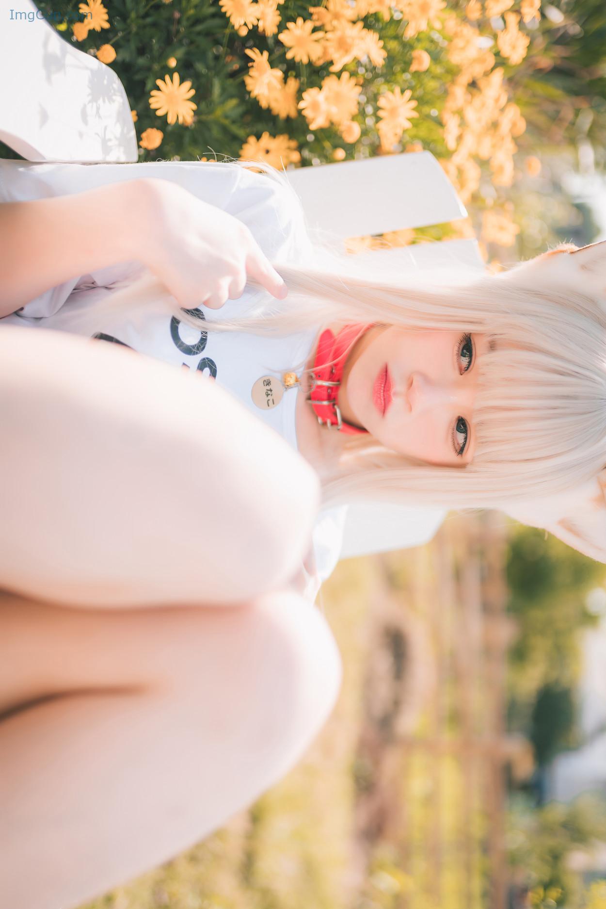 COS02C094_22.jpg COS02C094 22