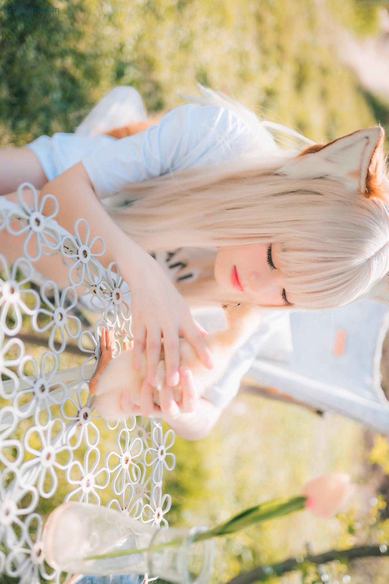 COS02C094_30.jpg COS02C094 30