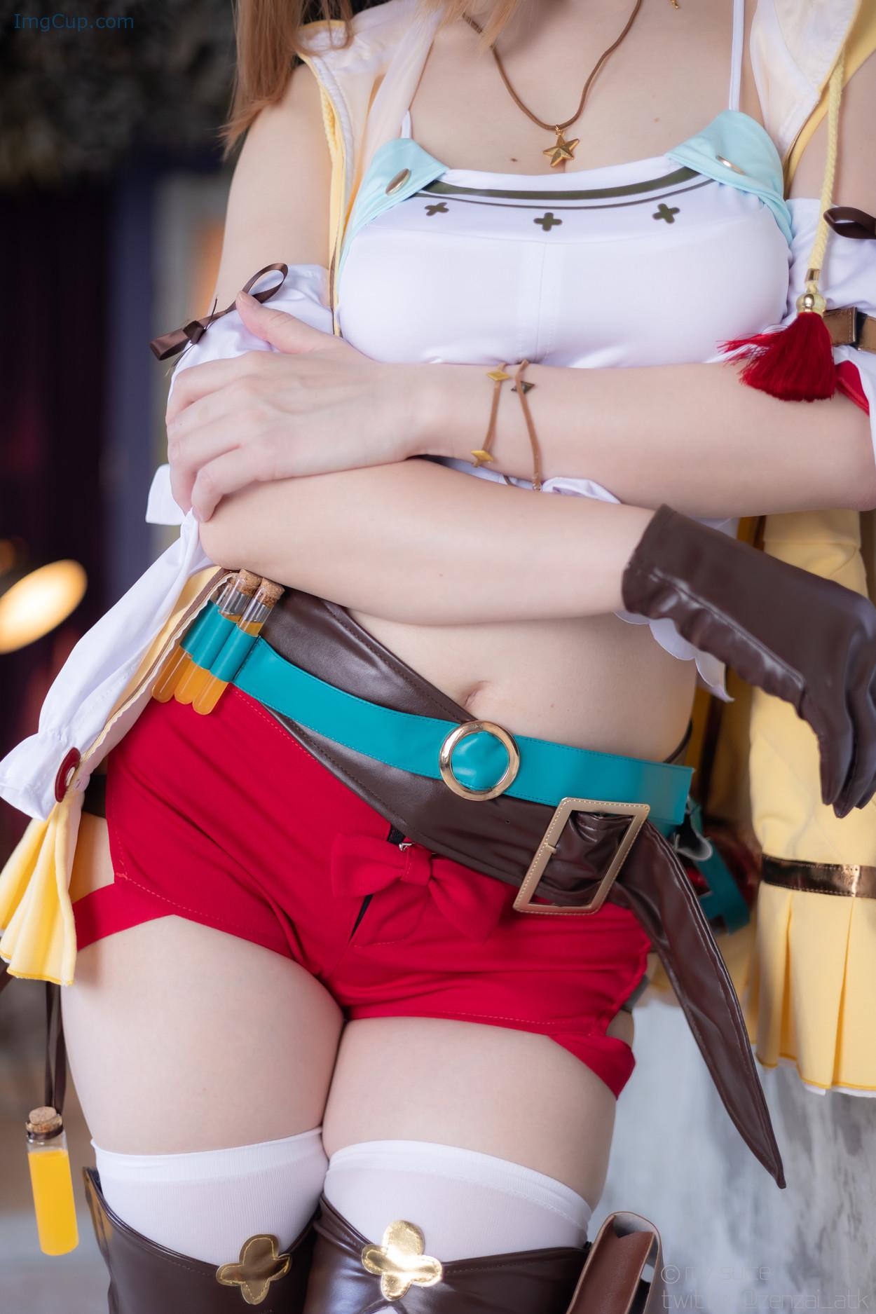 COS02Y001_14.jpg COS02Y001 14