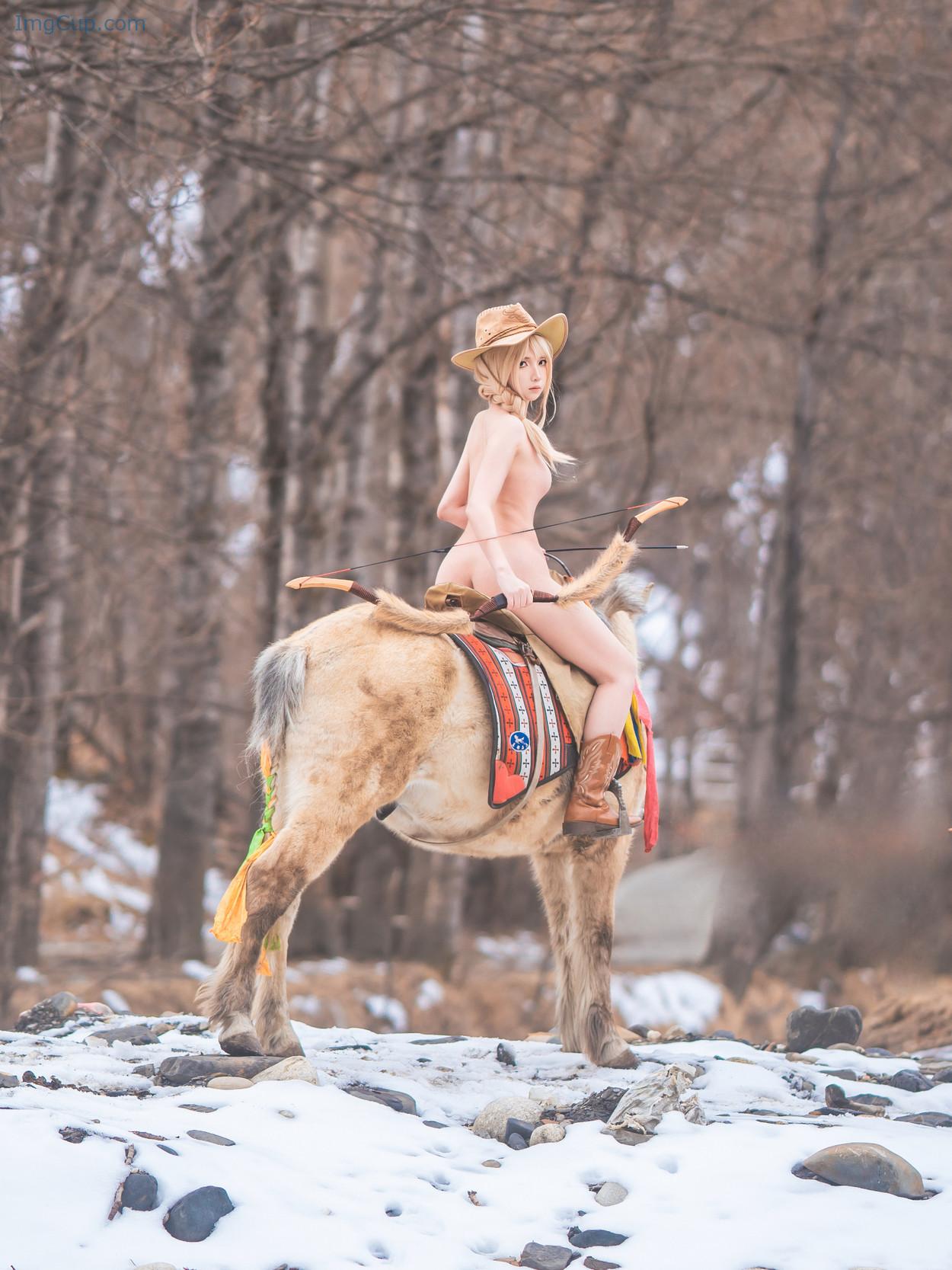 COS02Y031_19.jpg COS02Y031 19