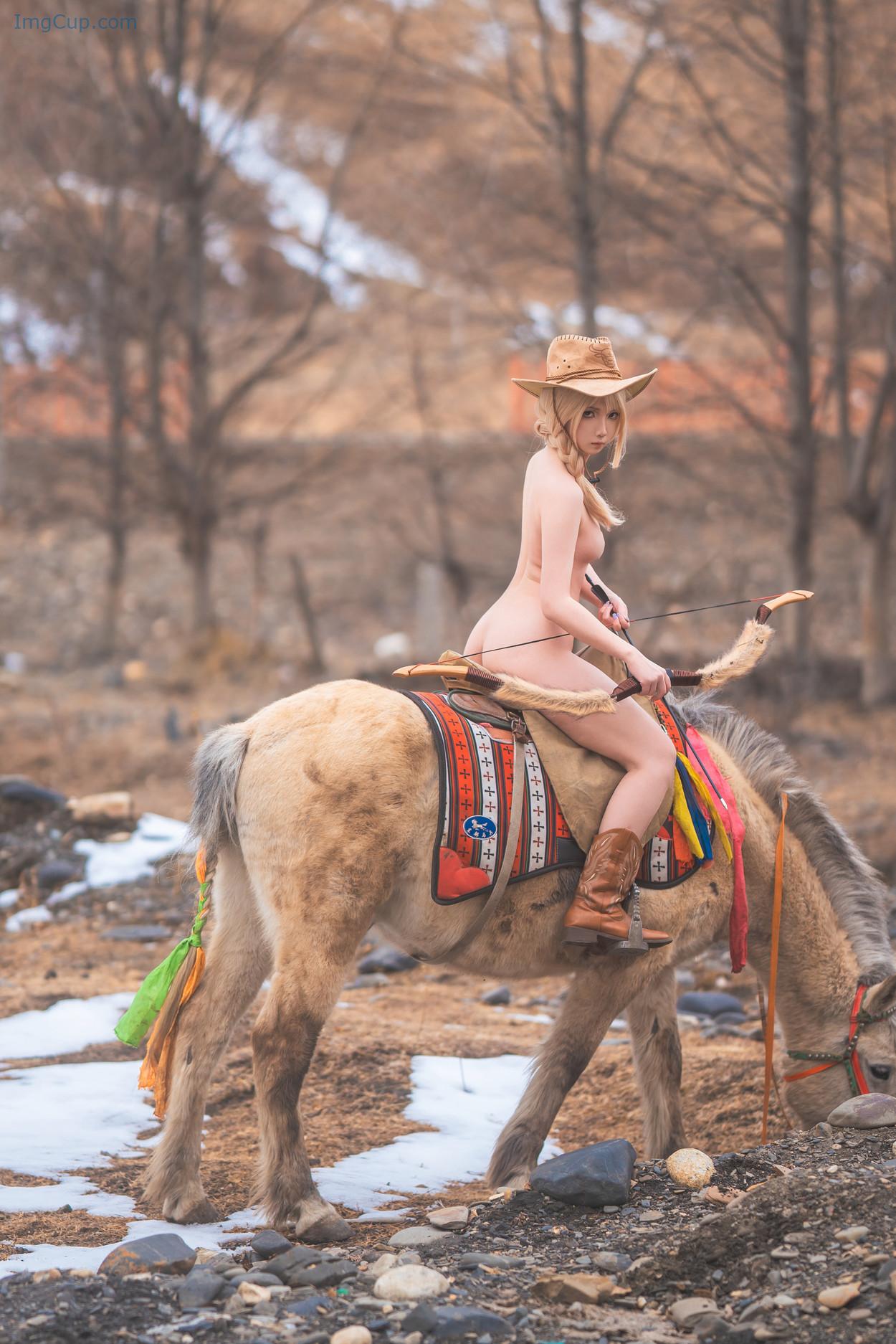 COS02Y031_22.jpg COS02Y031 22