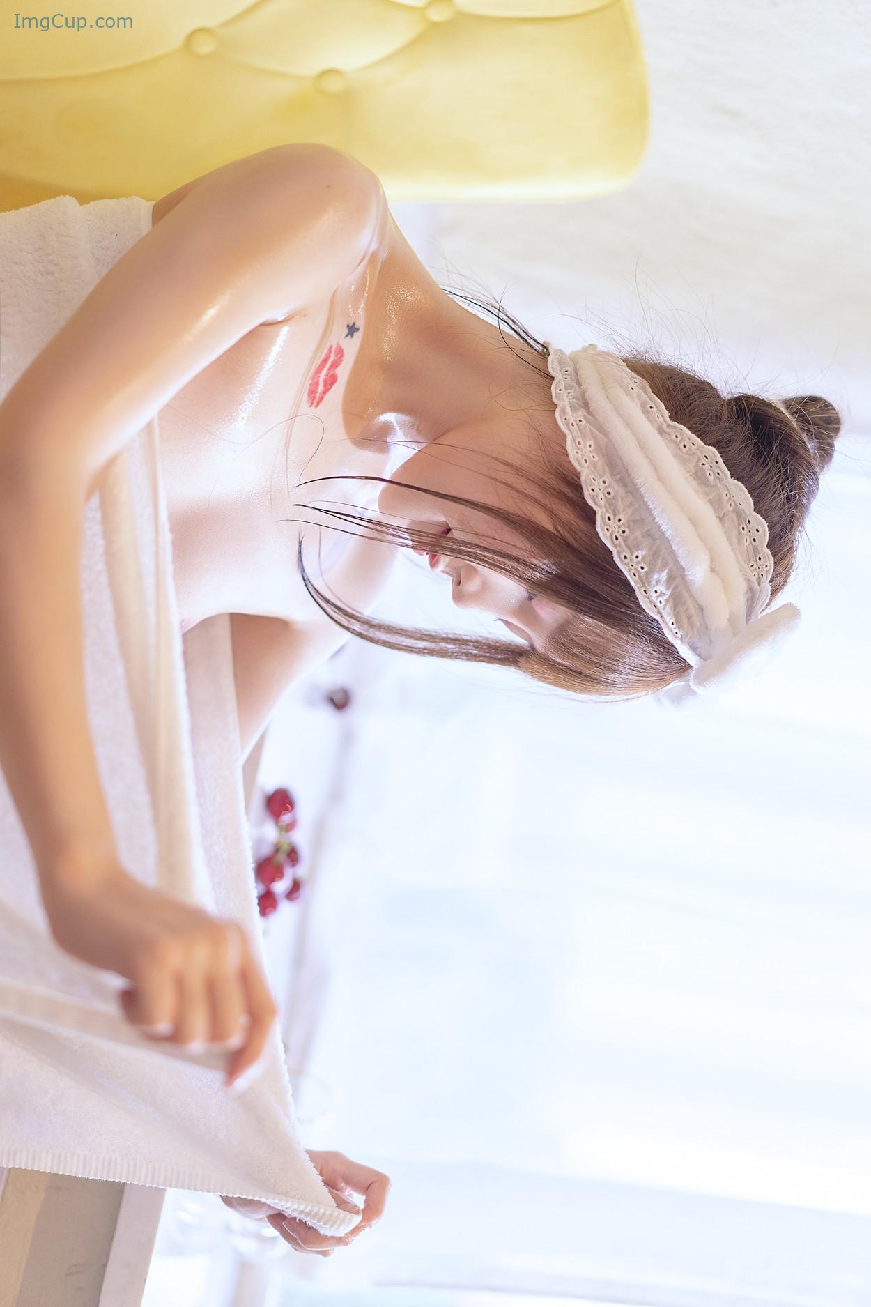 COS02Y062_16.jpg COS02Y062 16