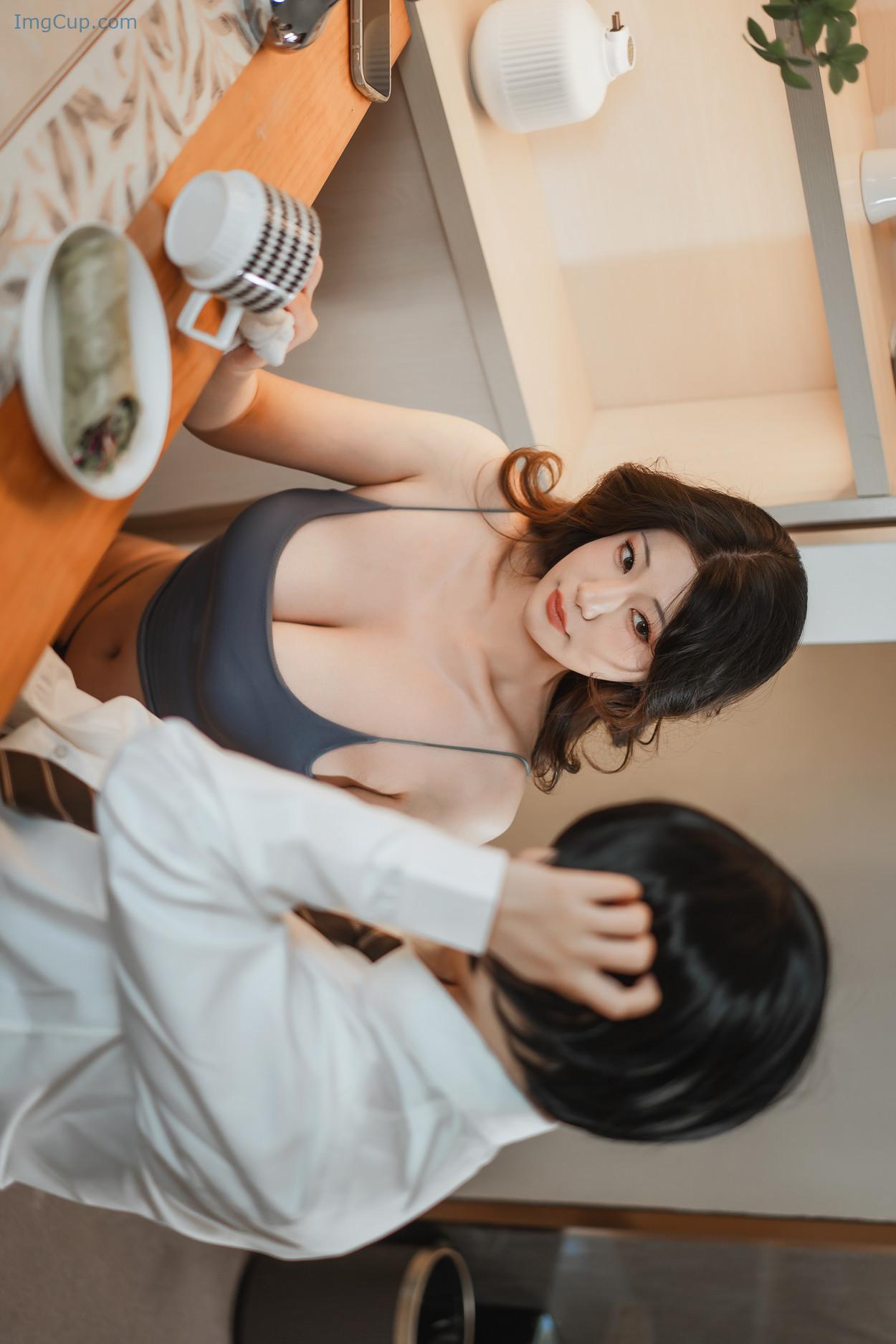 COS02Y071_19.jpg COS02Y071 19