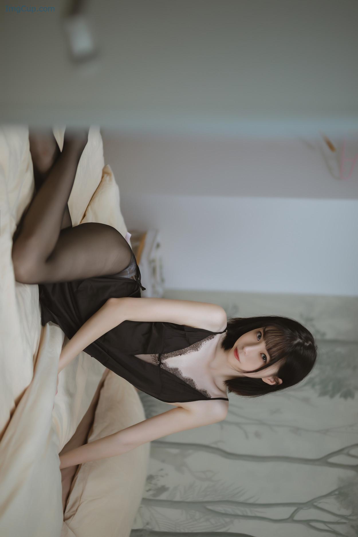 COS02Y0767_16.jpg COS02Y0767 16