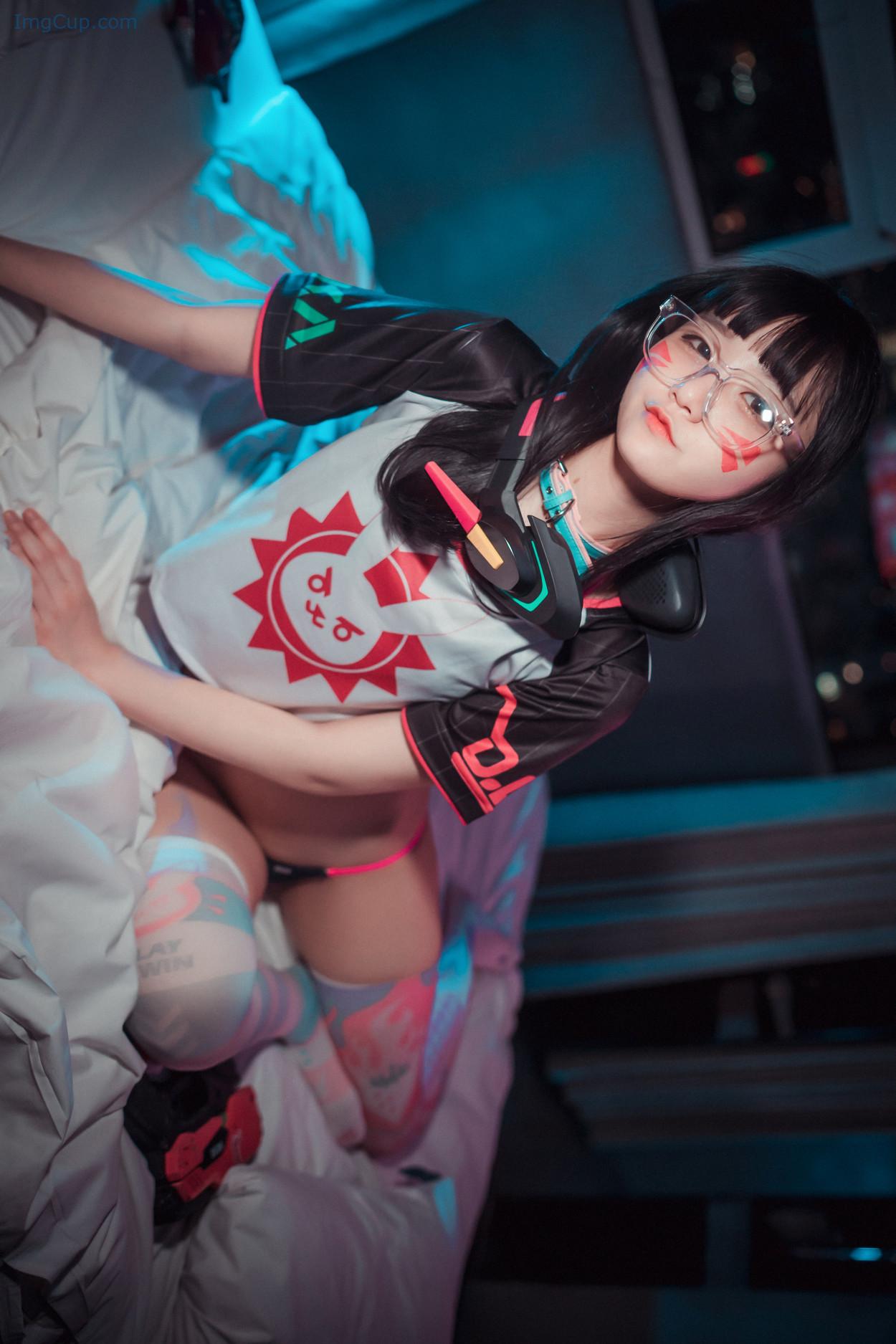 JENNYDVA_40.jpg JENNYDVA 40