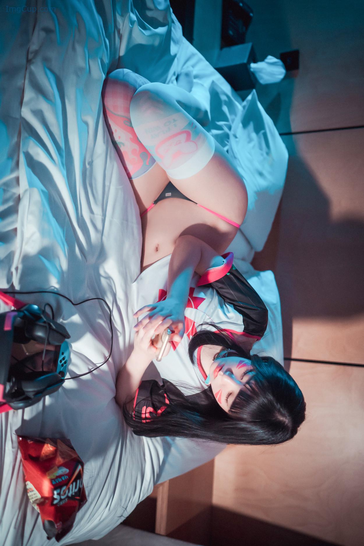 JENNYDVA_8.jpg JENNYDVA 8