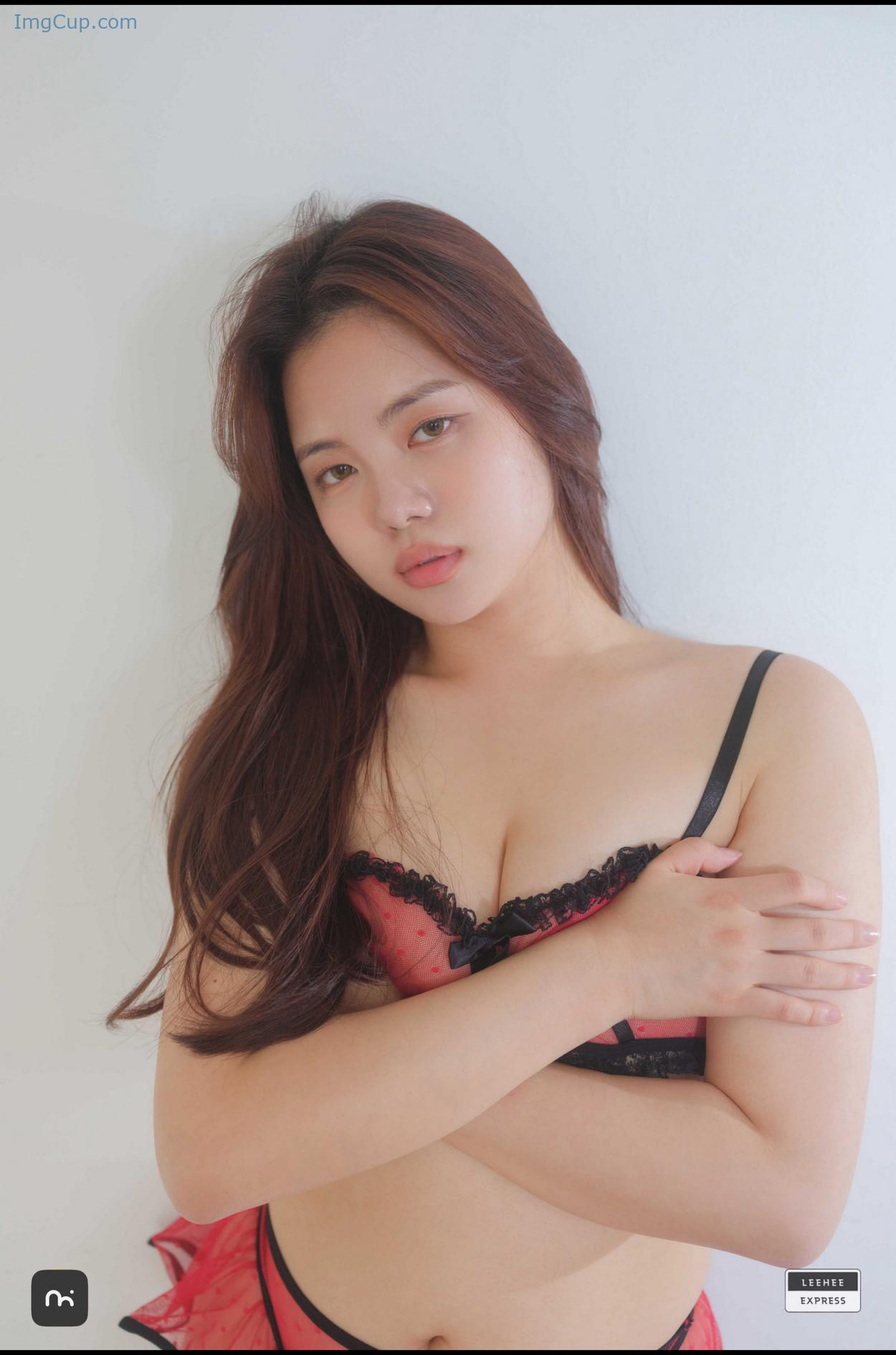 LEBE217B1_17.jpg LEBE217B1 17