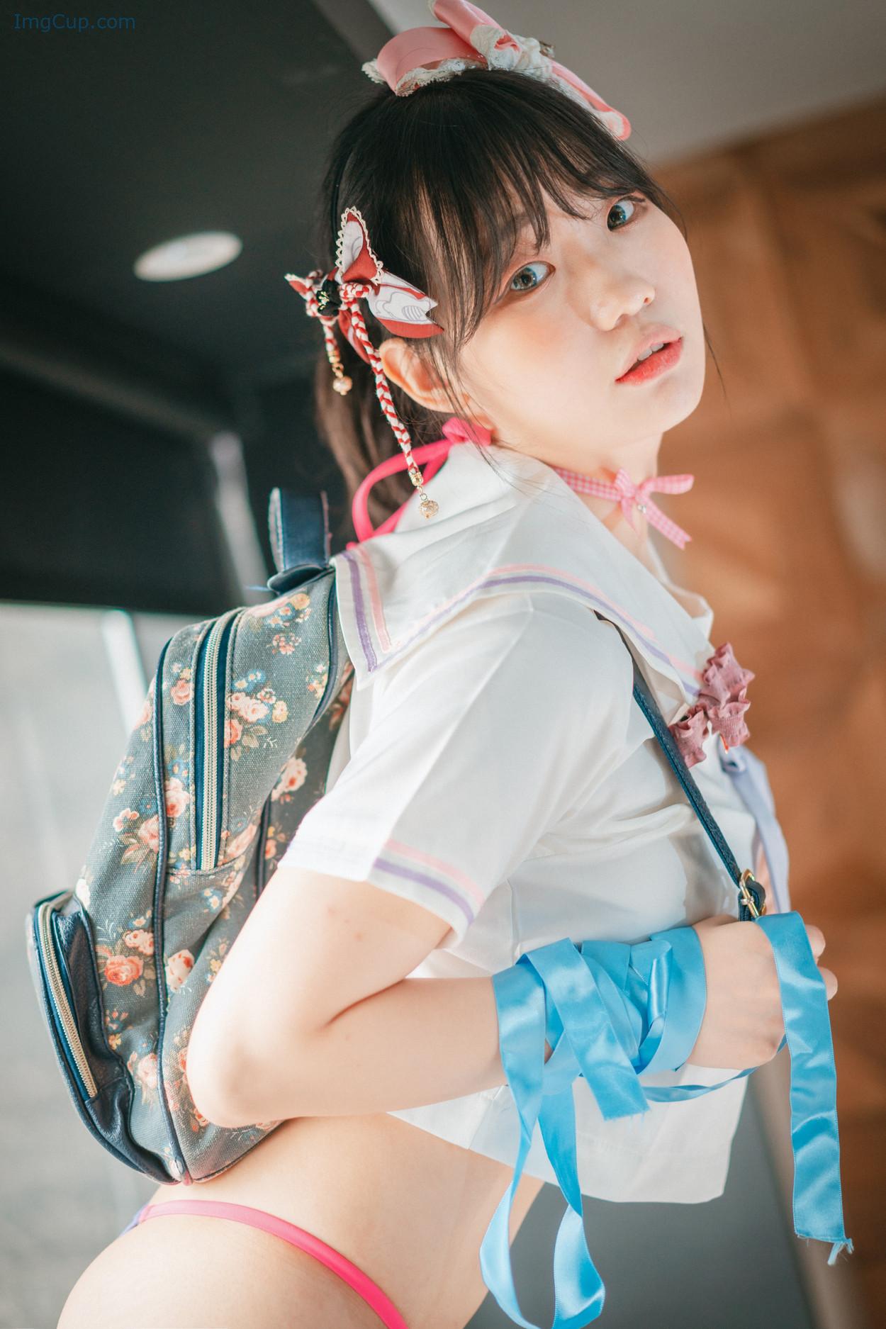 MIMIVIOLE1_5.jpg MIMIVIOLE1 5