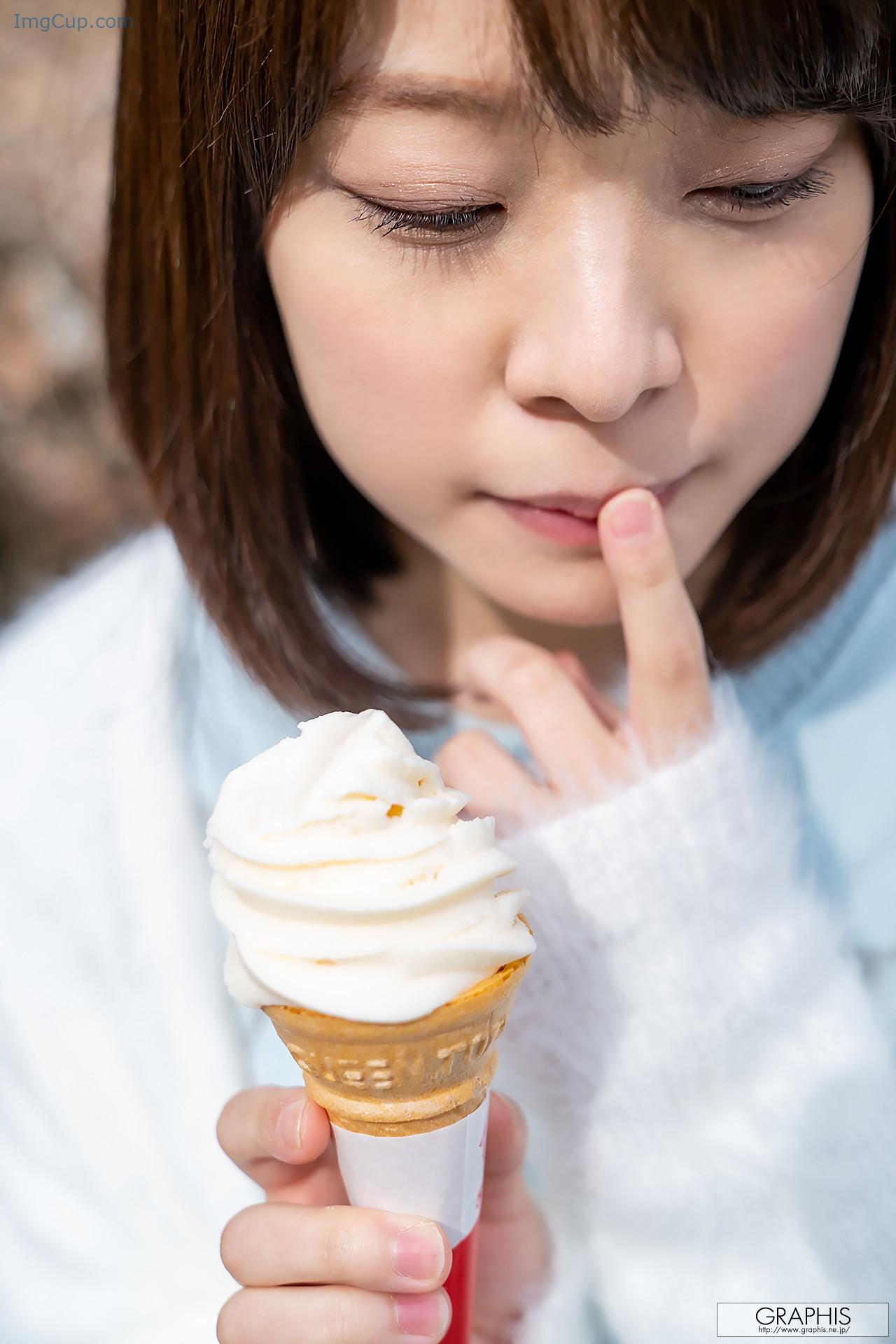 NANACENT1_3.jpg NANACENT1 3