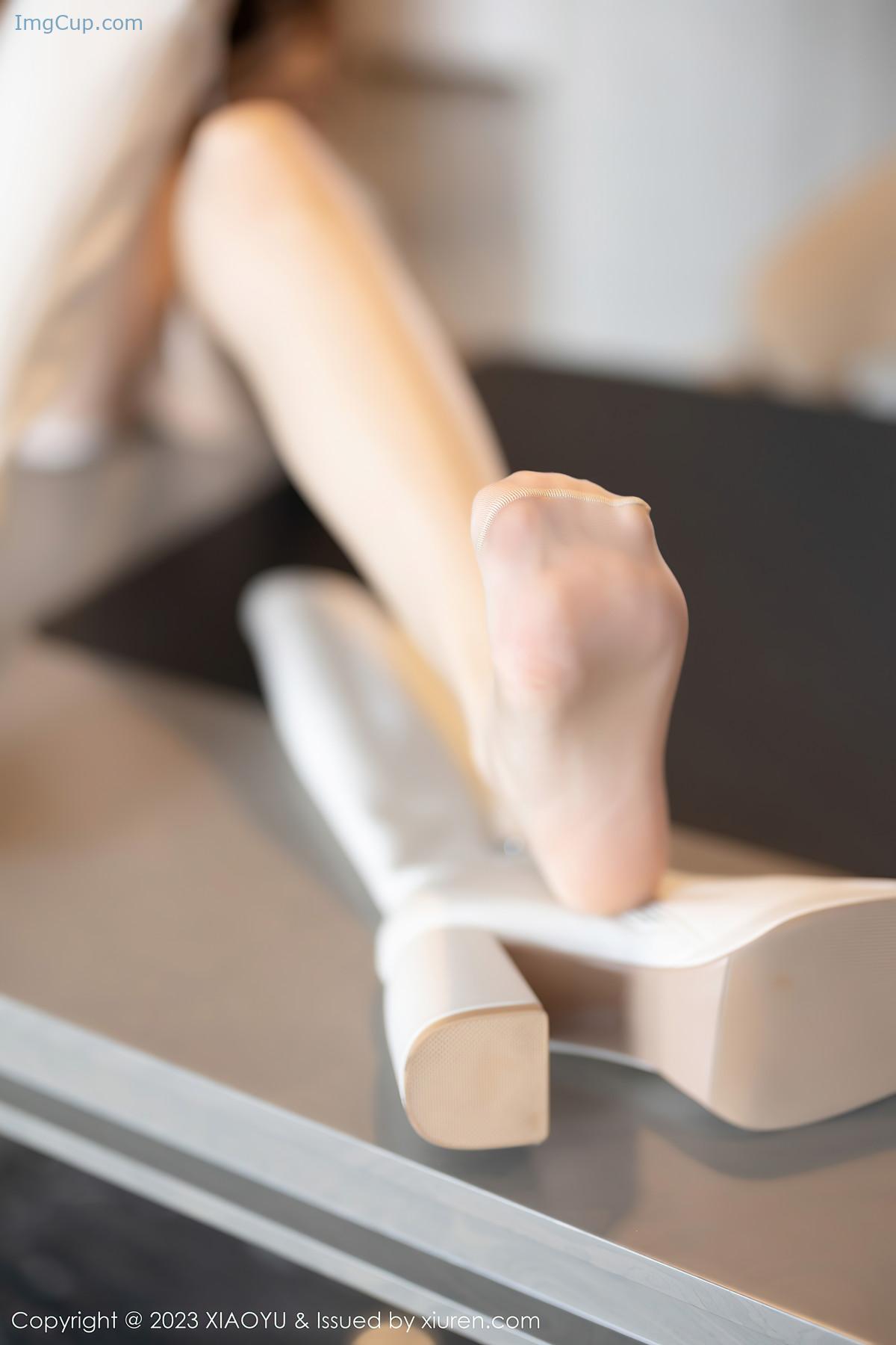 REN02B001_30.jpg REN02B001 30