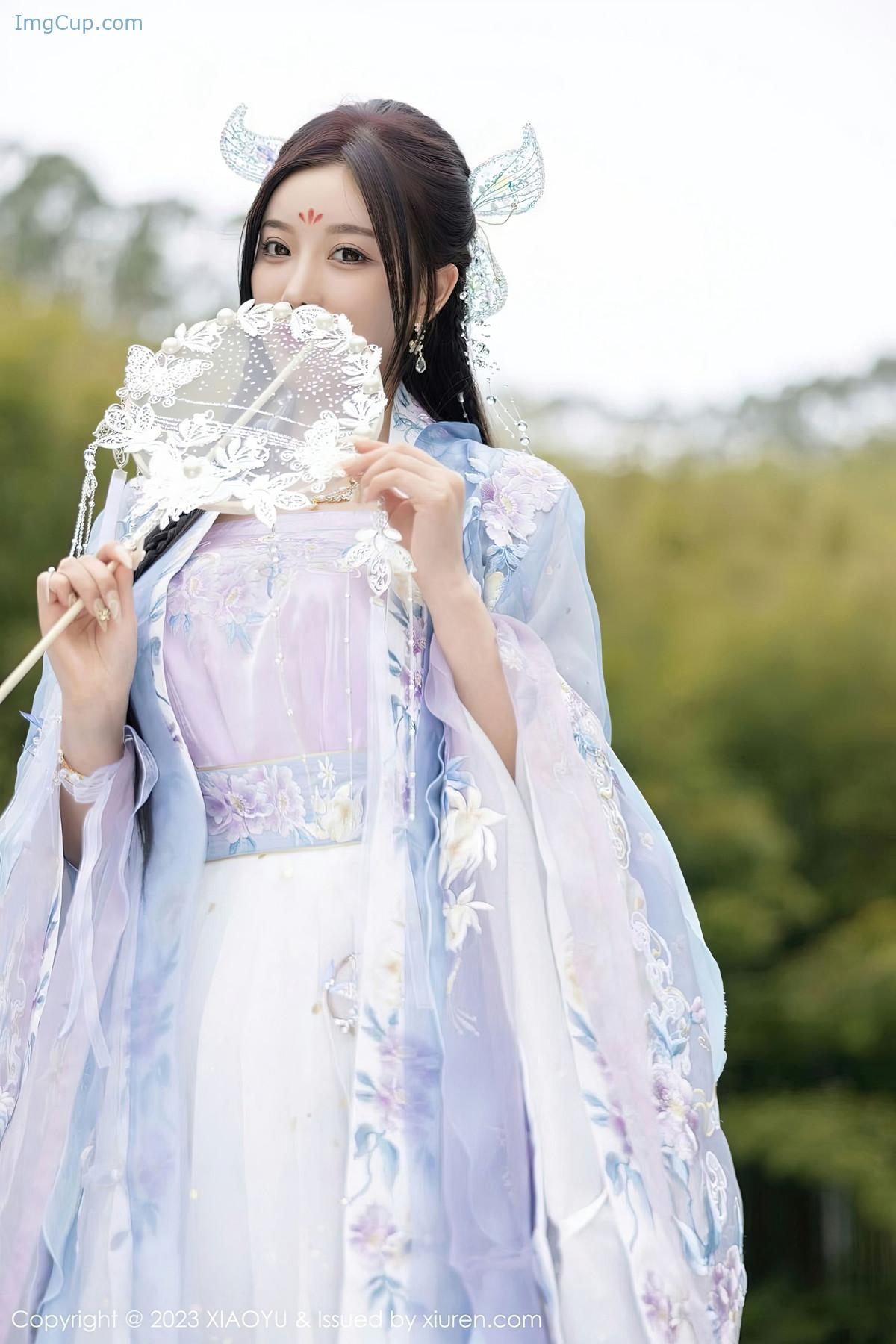 REN02B009_10.jpg REN02B009 10