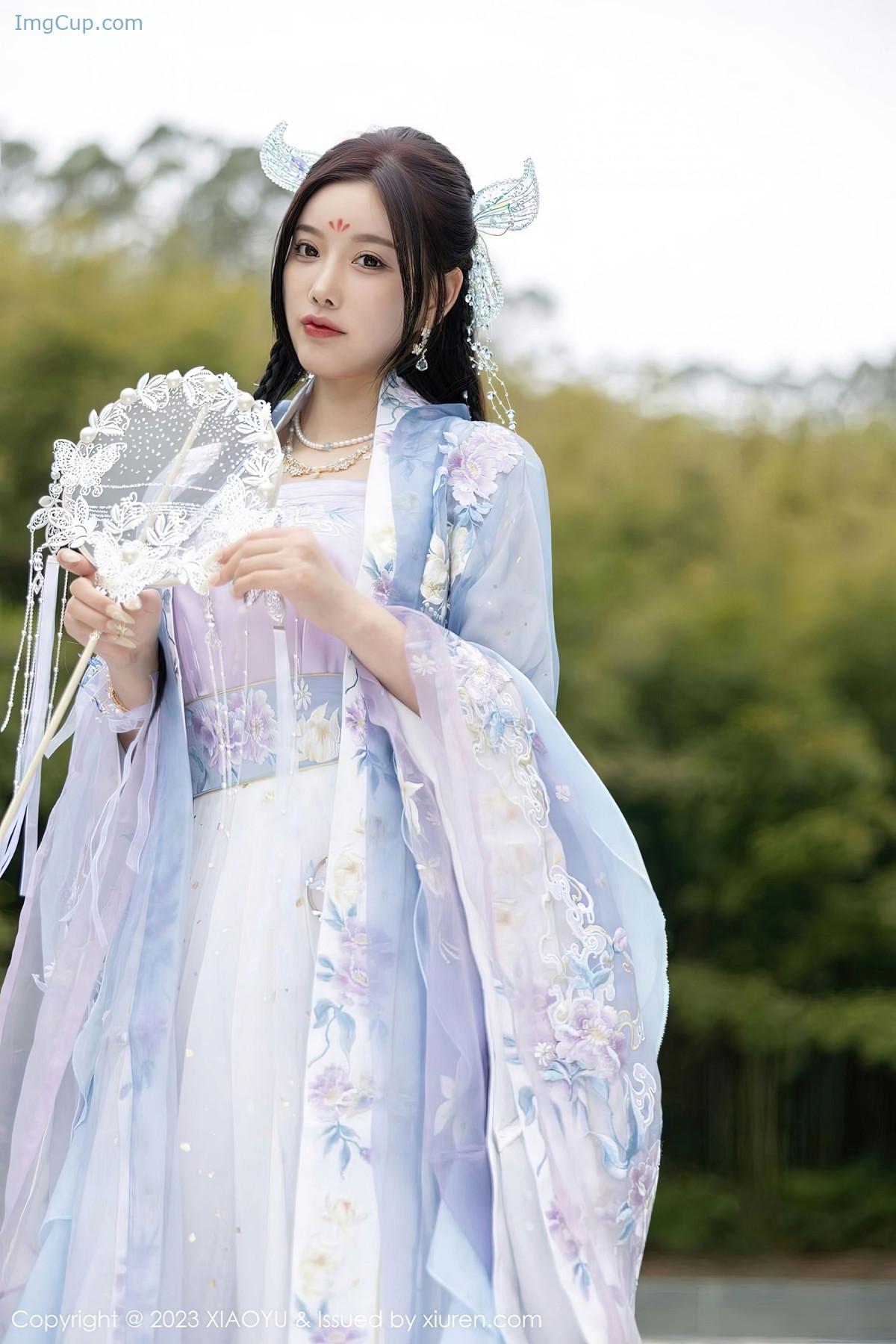 REN02B009_11.jpg REN02B009 11