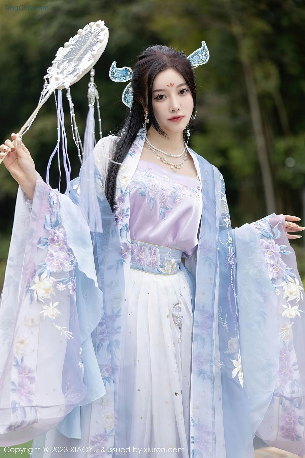 REN02B009_17.jpg REN02B009 17