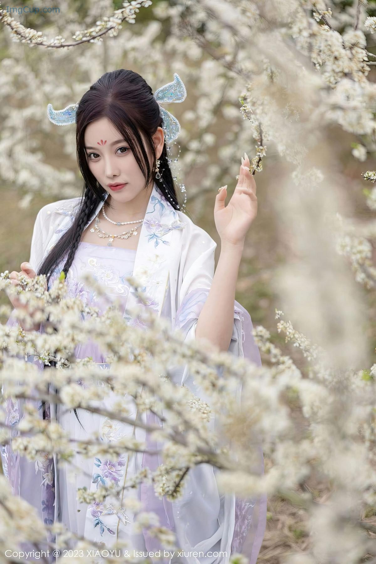 REN02B009_25.jpg REN02B009 25