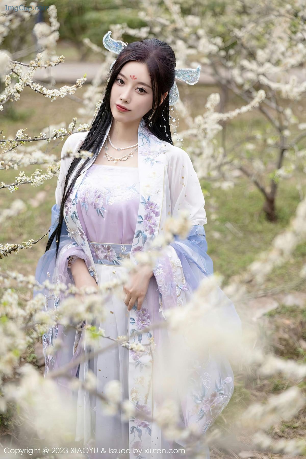 REN02B009_28.jpg REN02B009 28