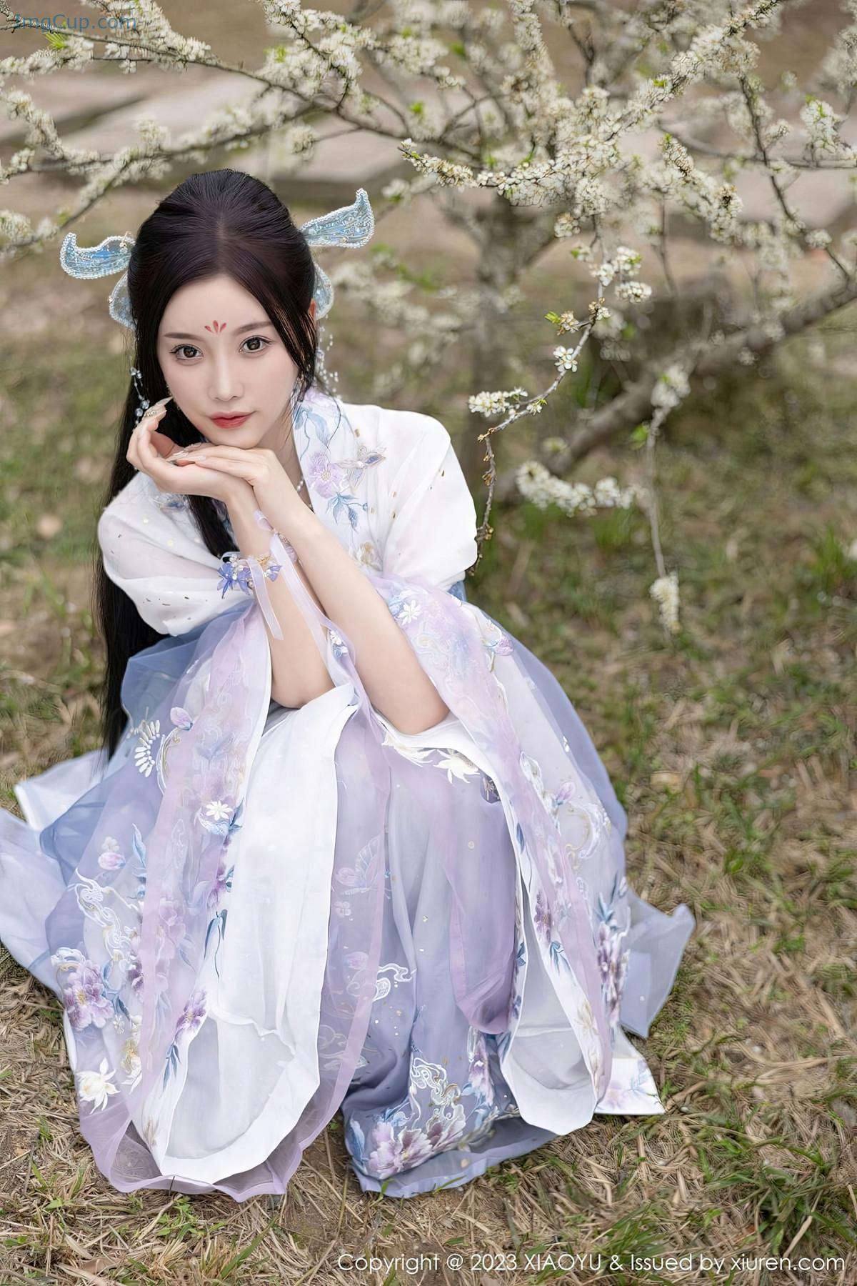 REN02B009_30.jpg REN02B009 30