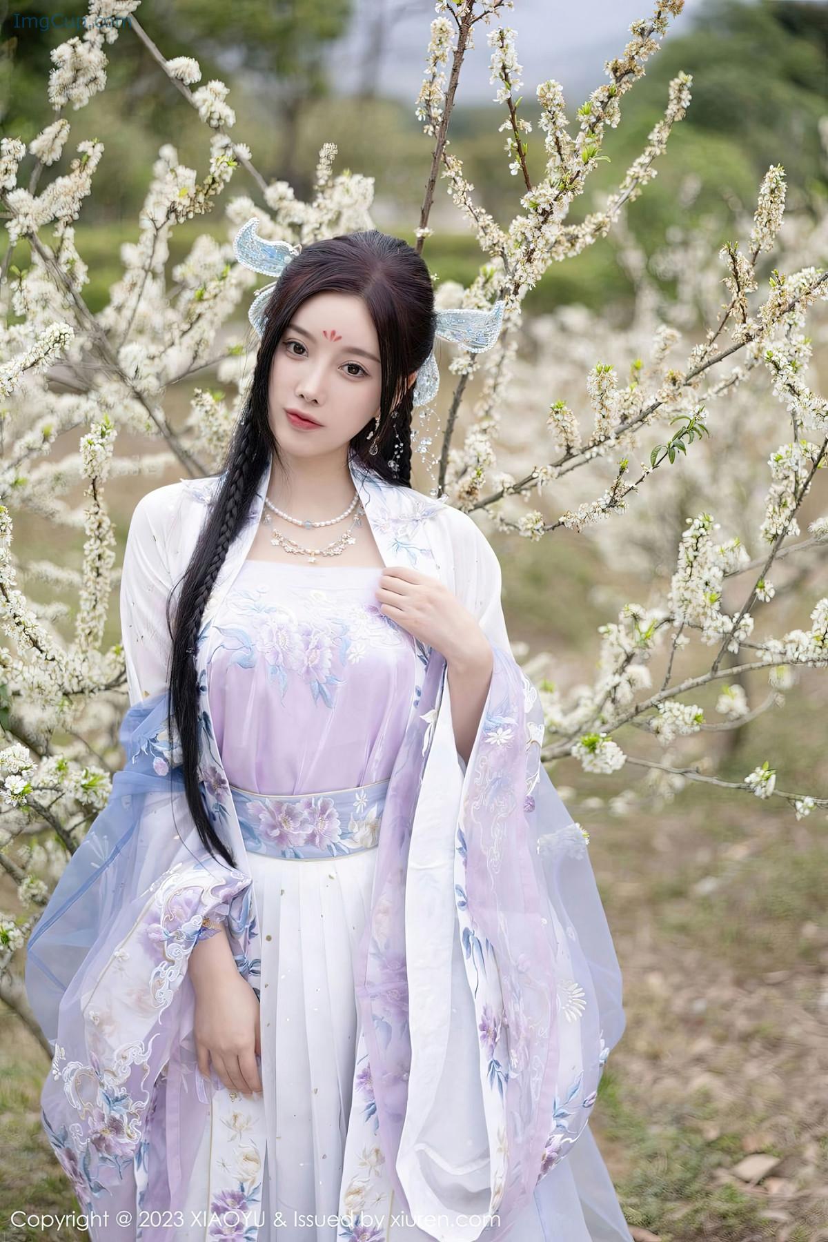 REN02B009_34.jpg REN02B009 34