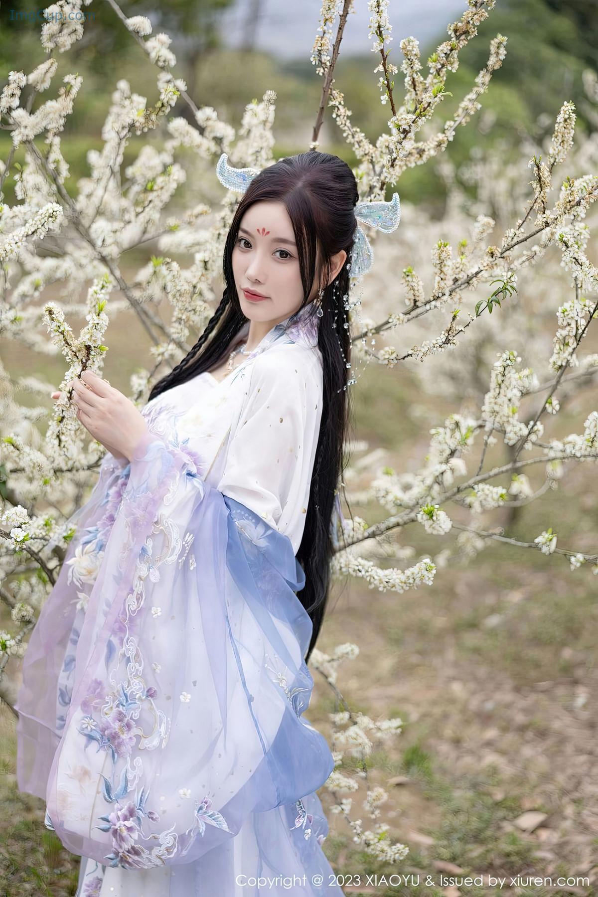 REN02B009_35.jpg REN02B009 35