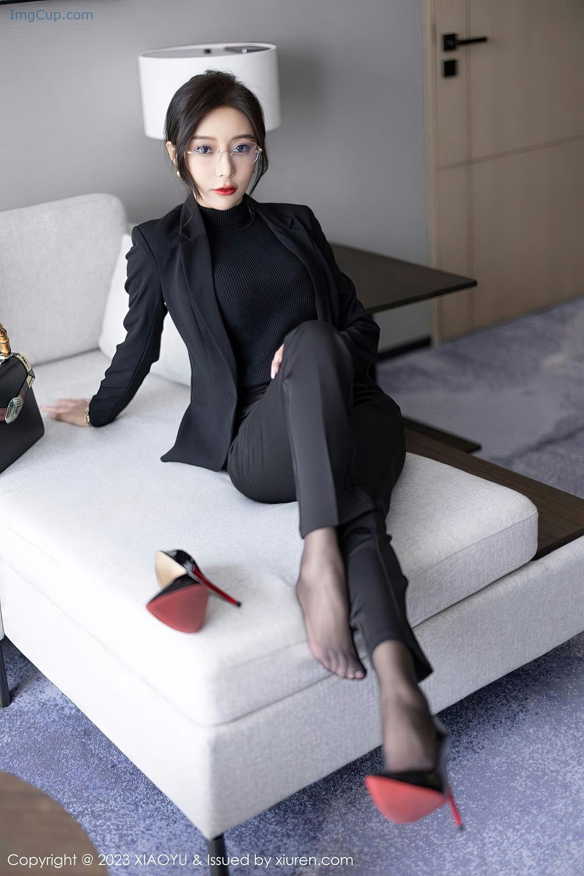 REN02Y013_9.jpg REN02Y013 9