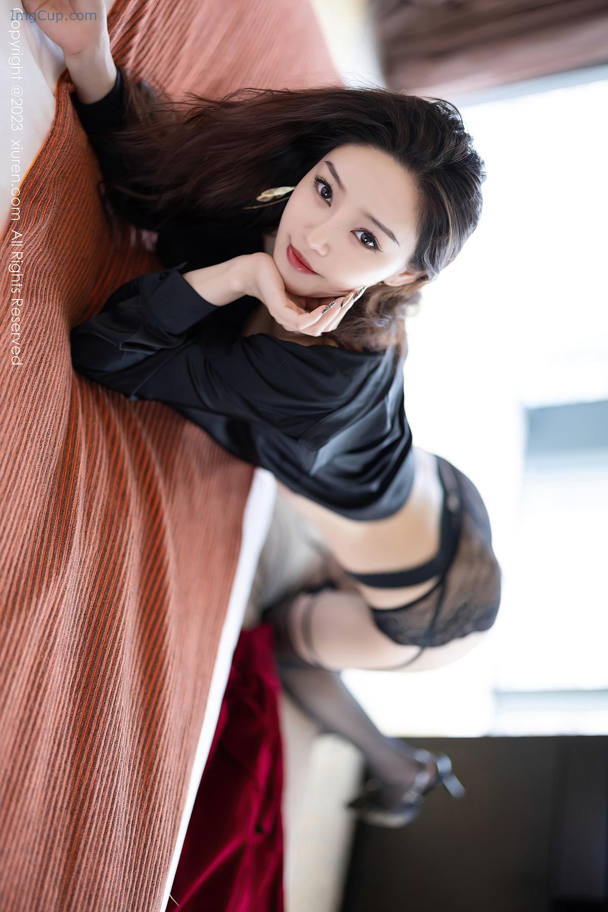 REN02Z076_50.jpg REN02Z076 50