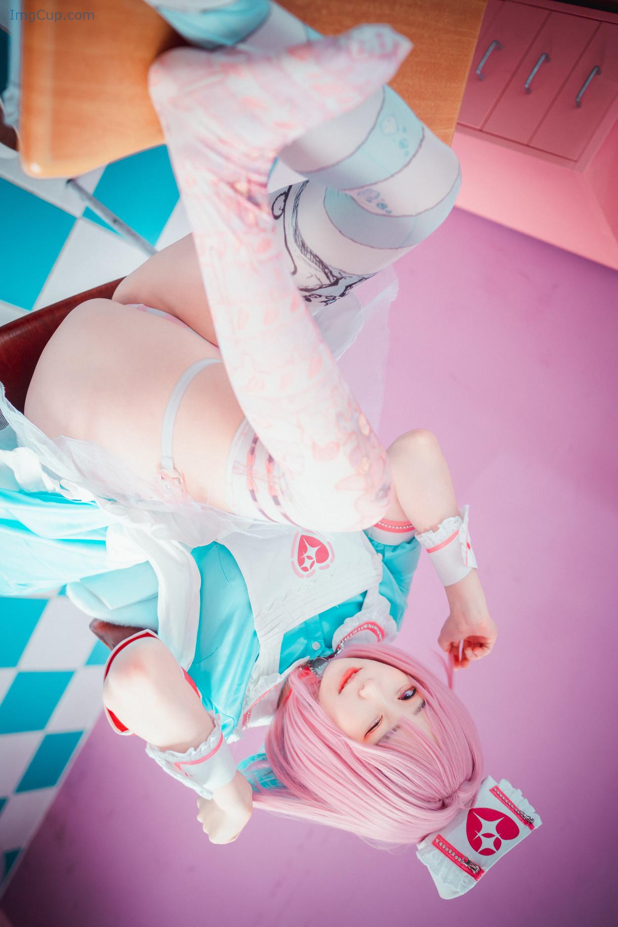 RIAMUBAMBI2_8.jpg RIAMUBAMBI2 8