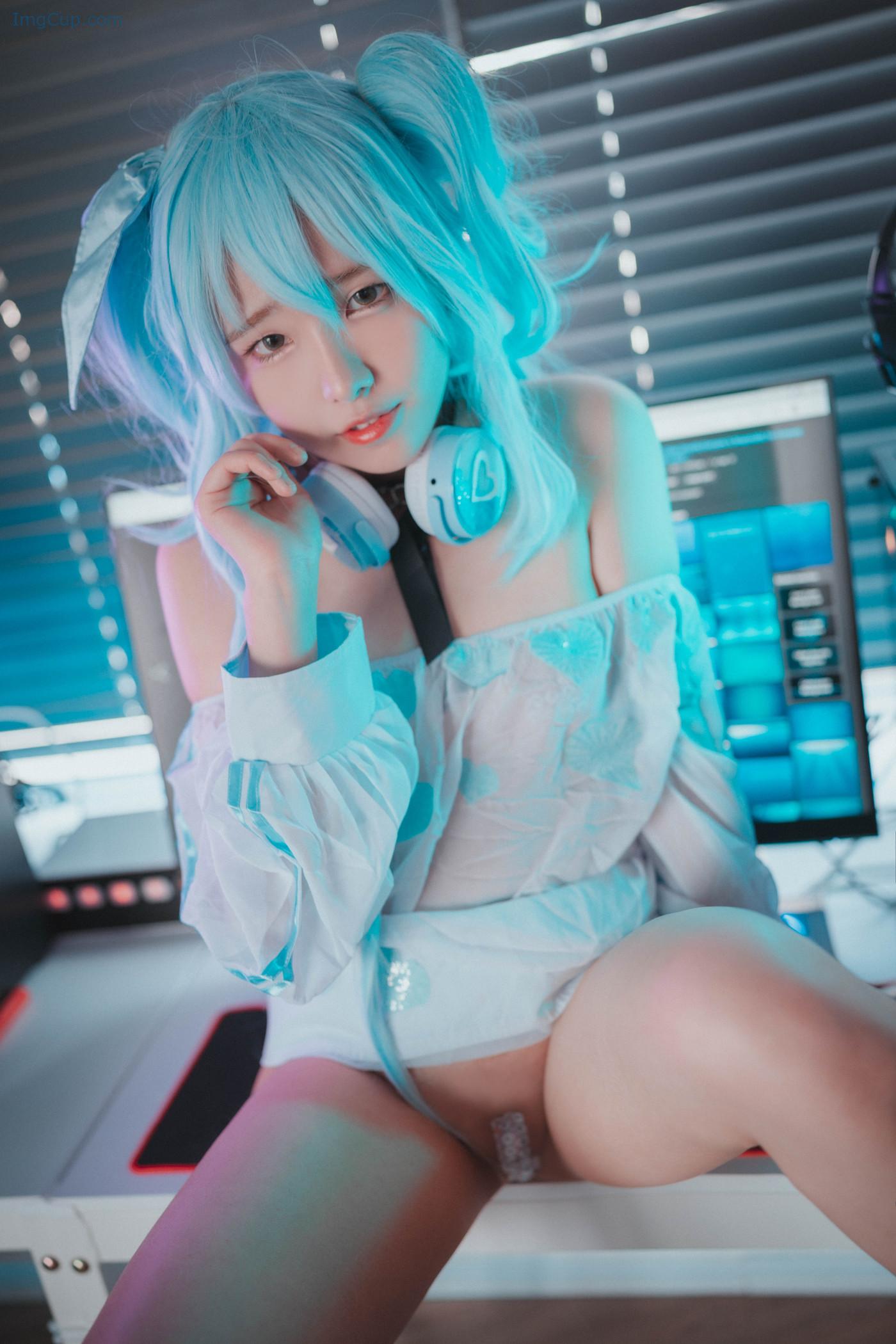 SONSPA15D1_33.jpg SONSPA15D1 33